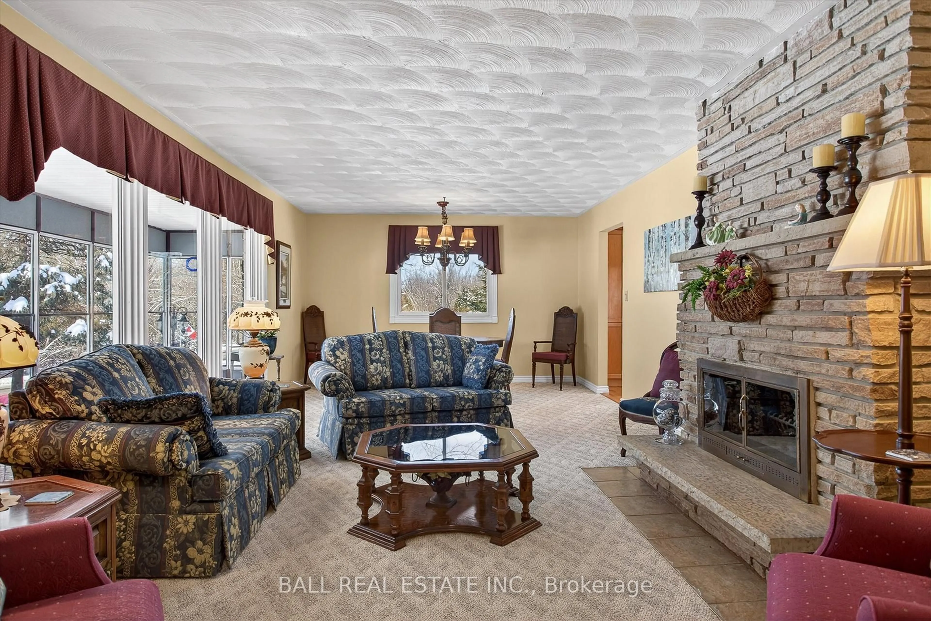 Living room with furniture, ceramic/tile floor for 1971 Asphodel 7th Line, Asphodel-Norwood Ontario K0L 2V0