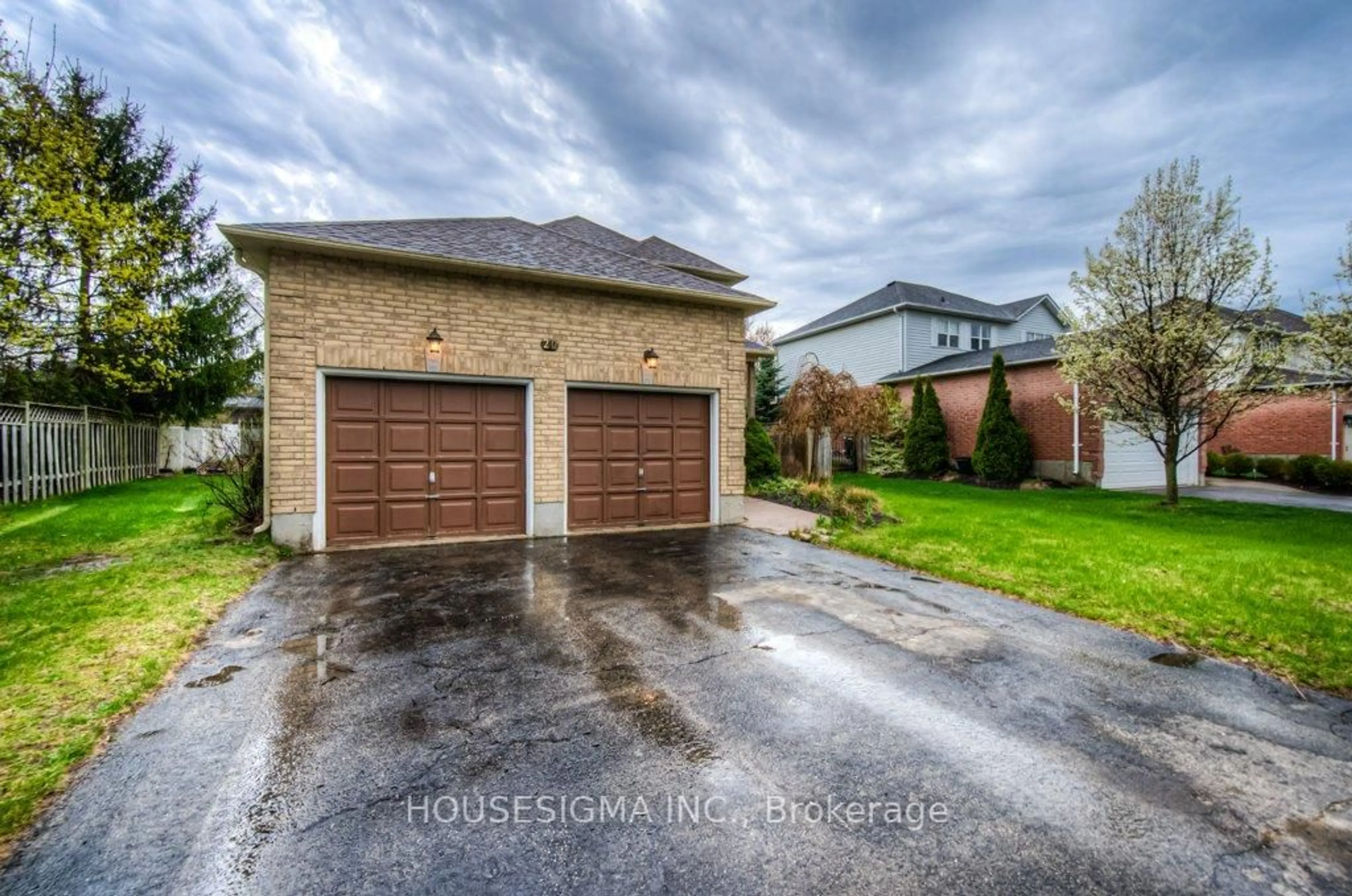 Home with brick exterior material, street for 20 Hunt St, North Dumfries Ontario N0B 1E0