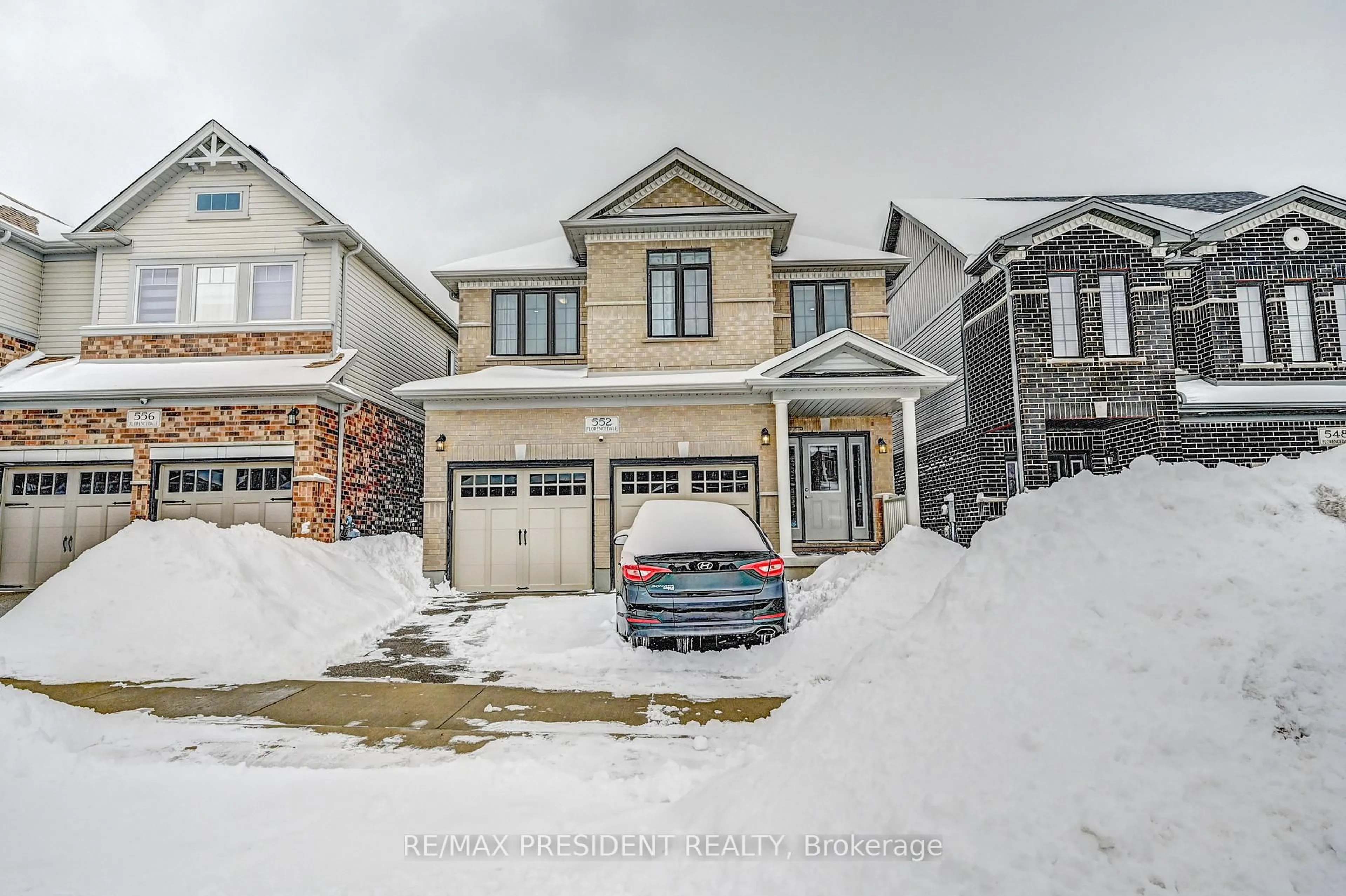 A pic from outside/outdoor area/front of a property/back of a property/a pic from drone, street for 552 Florencedale Cres, Kitchener Ontario N2R 0N3