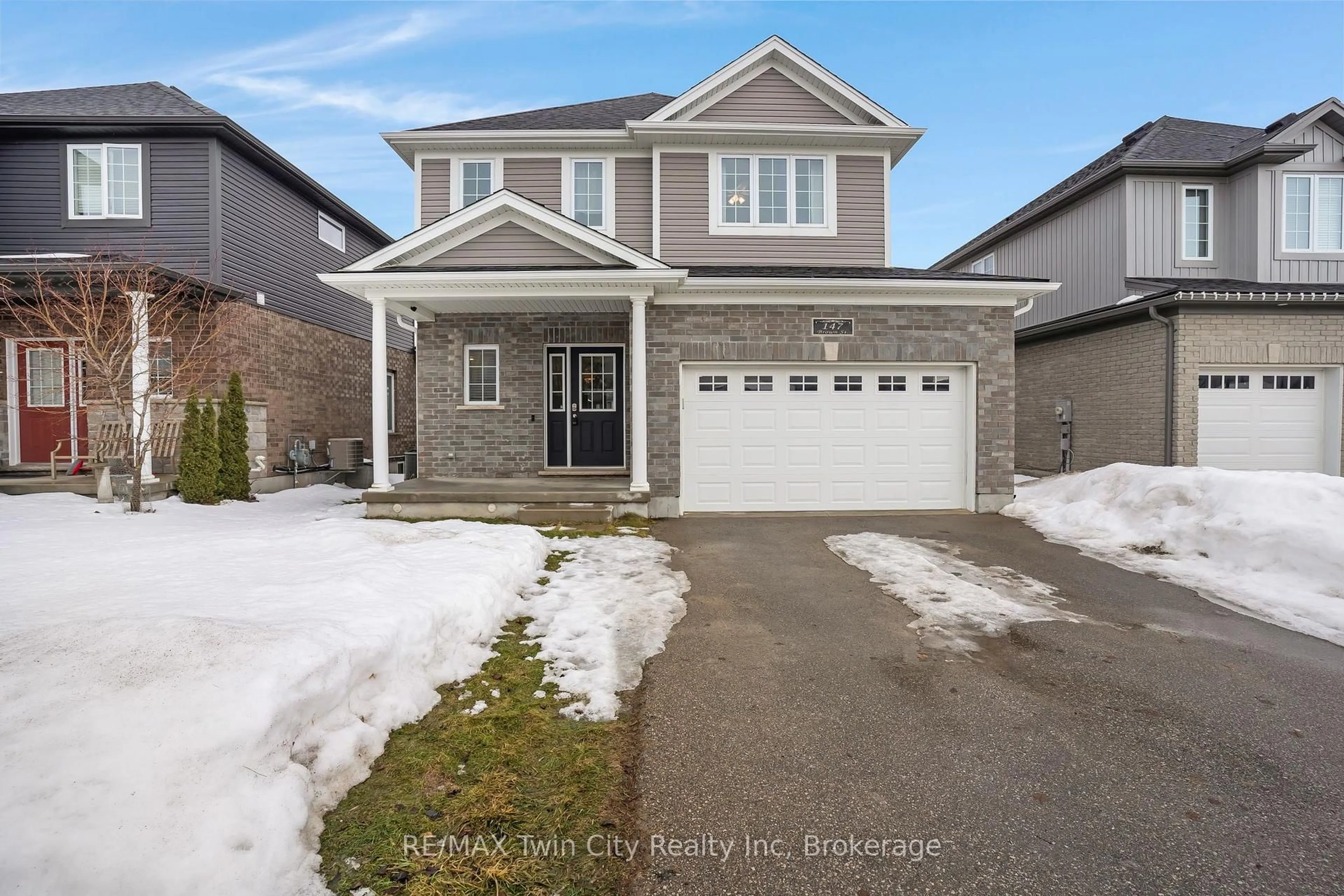 Unknown for 147 Brown St, Stratford Ontario N5A 0E8