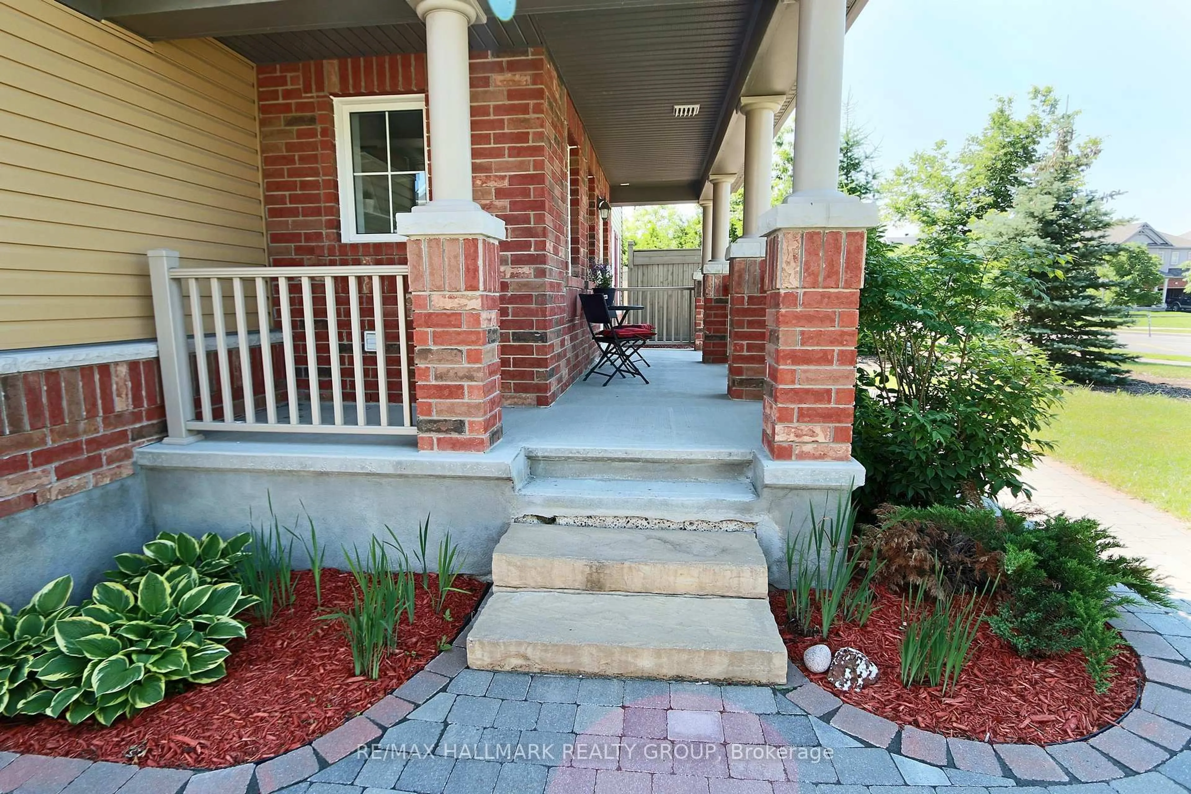 Unknown for 403 Brigatine Ave, Ottawa Ontario K2S 0P7