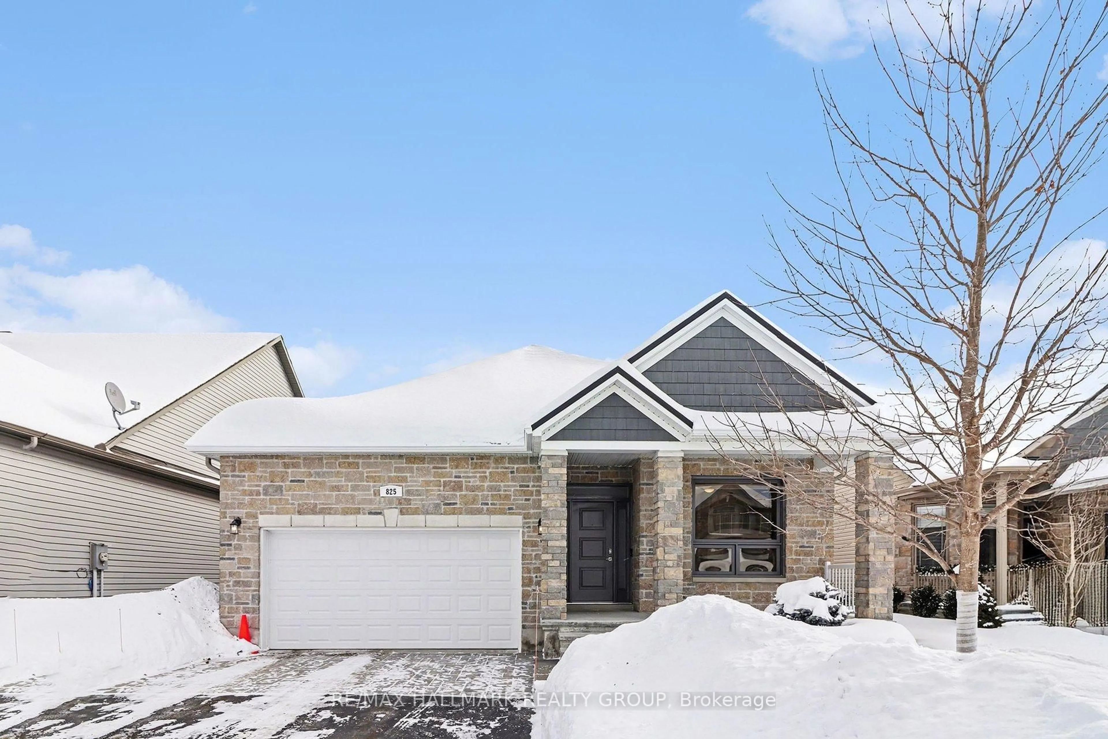 Home with brick exterior material, street for 825 Platinum St, Clarence-Rockland Ontario K4K 0J2