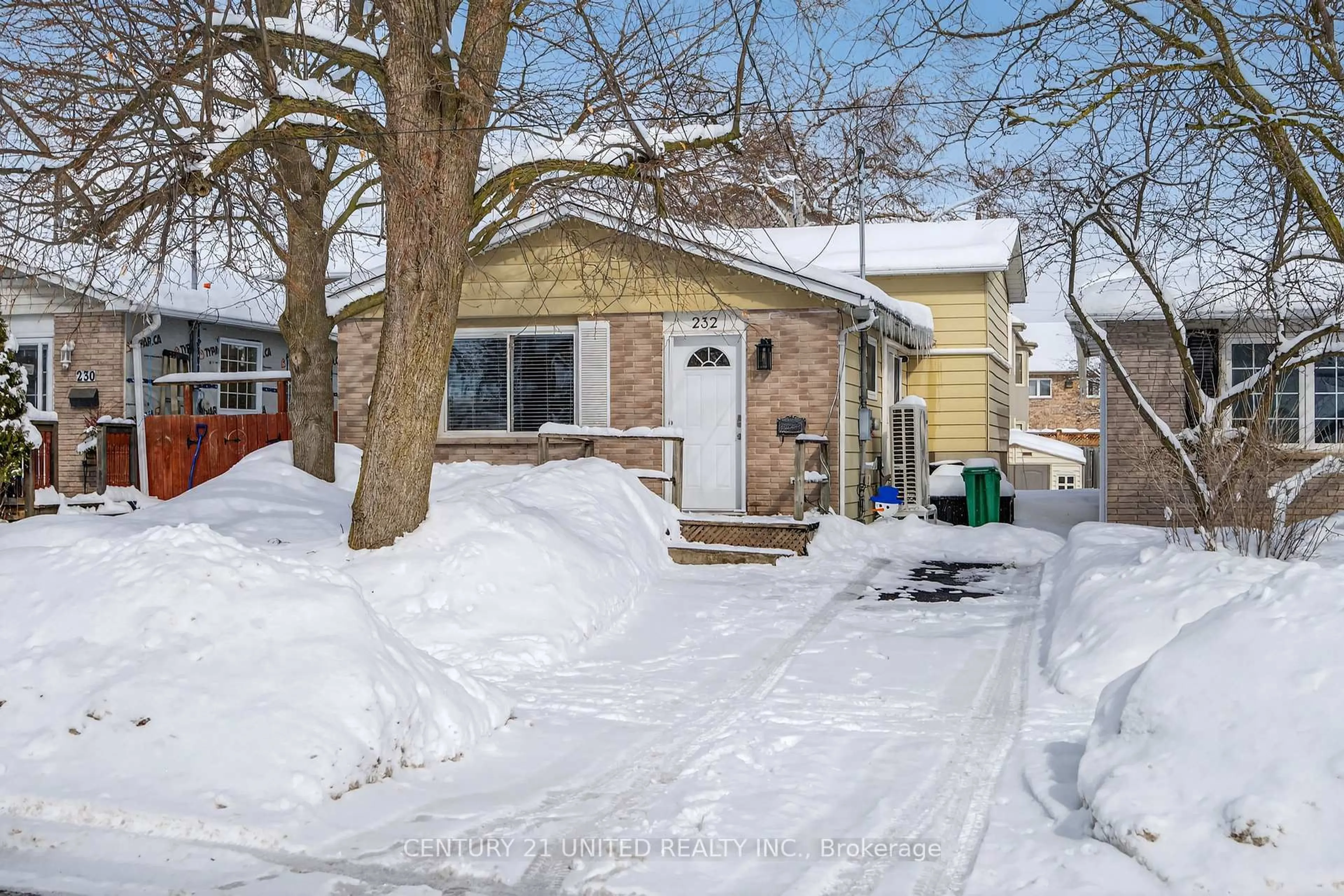 A pic from outside/outdoor area/front of a property/back of a property/a pic from drone, street for 232 Spencley's Lane, Peterborough Ontario K9H 1R9