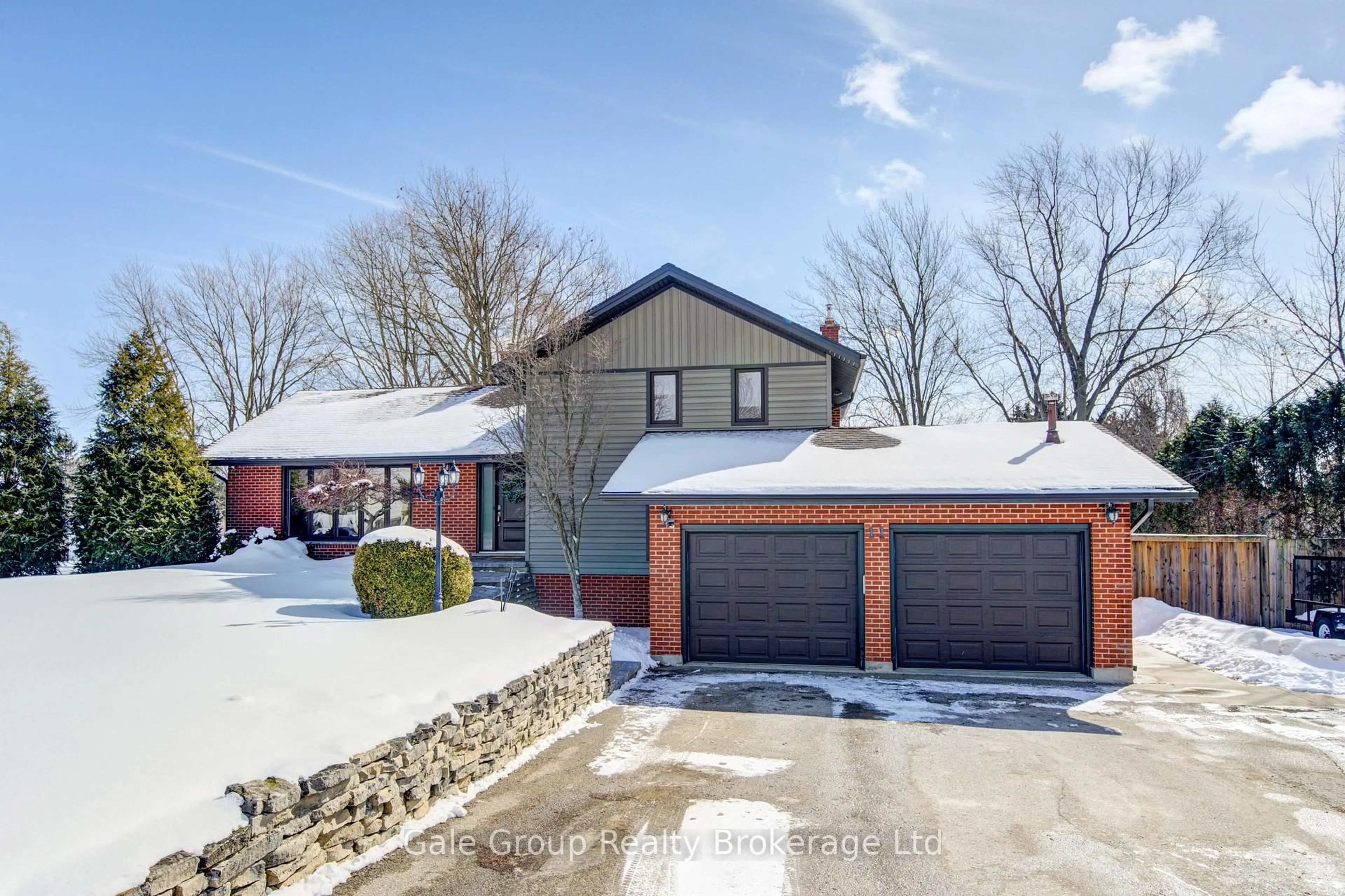 Unknown for 11 Robin St, South-West Oxford Ontario N4S 7V6