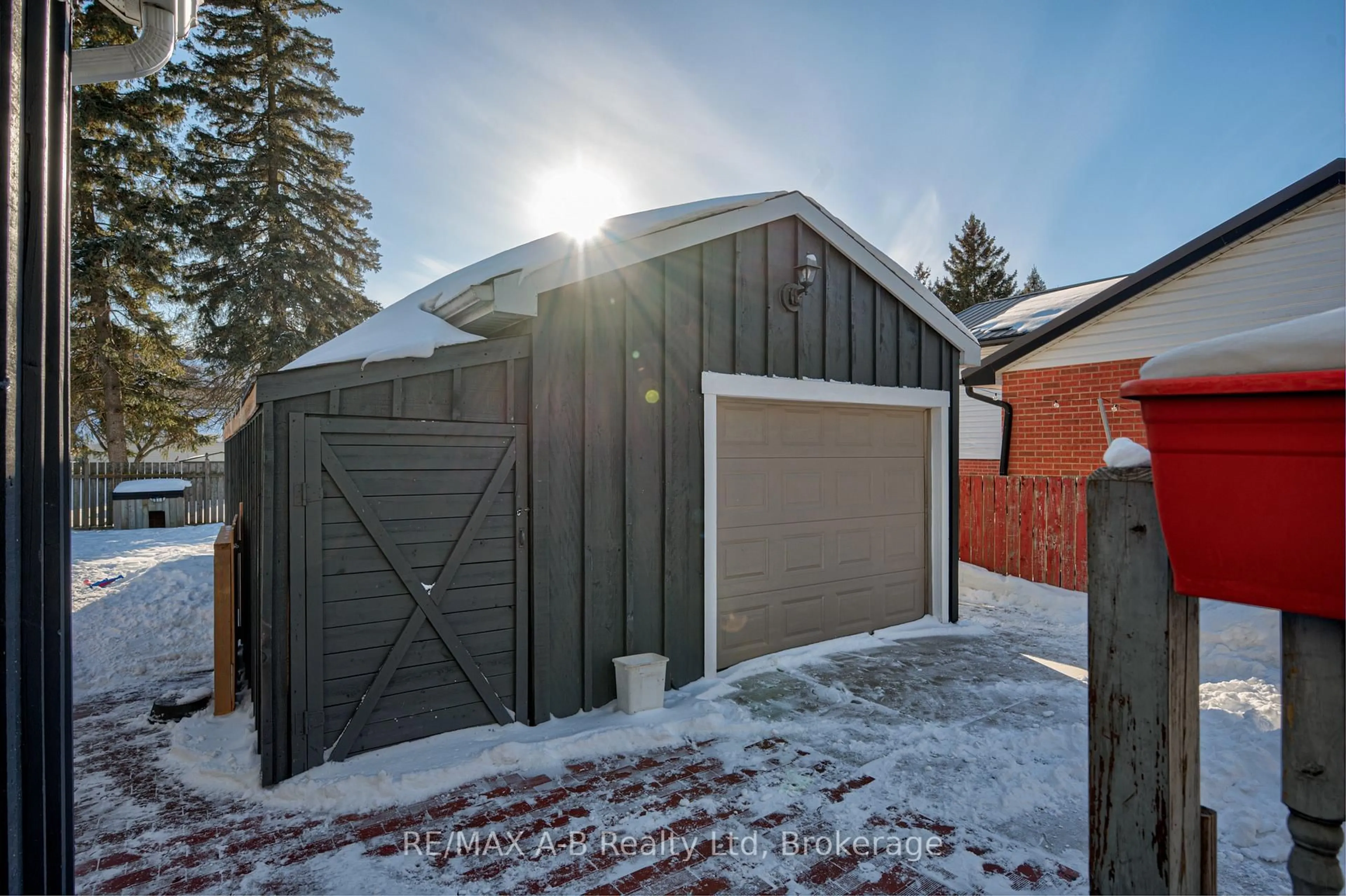 Shed for 40 Blenheim St, West Perth Ontario N0K 1N0