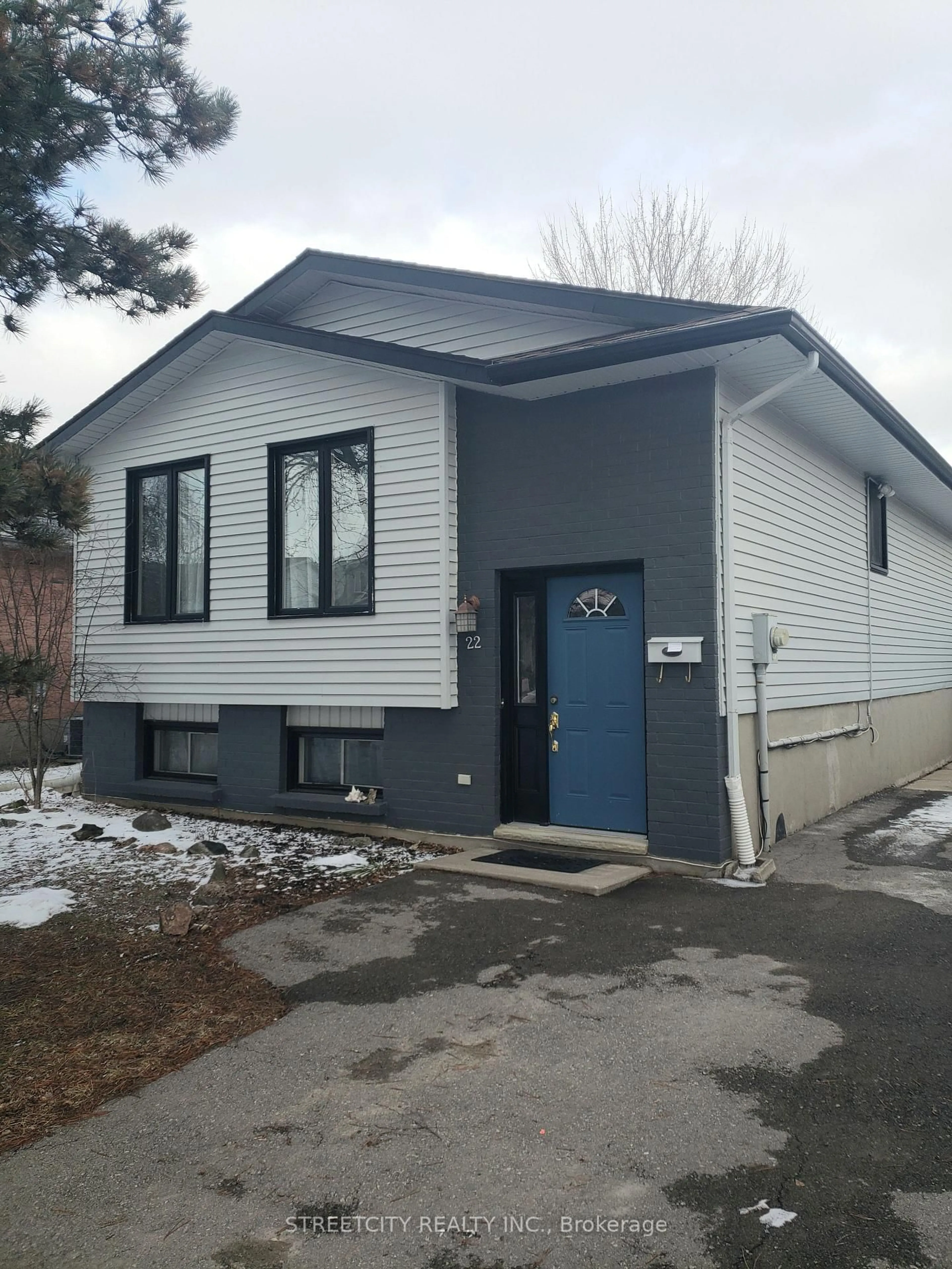 Home with vinyl exterior material, building for 22 Erica Cres, London South Ontario N6E 3P4