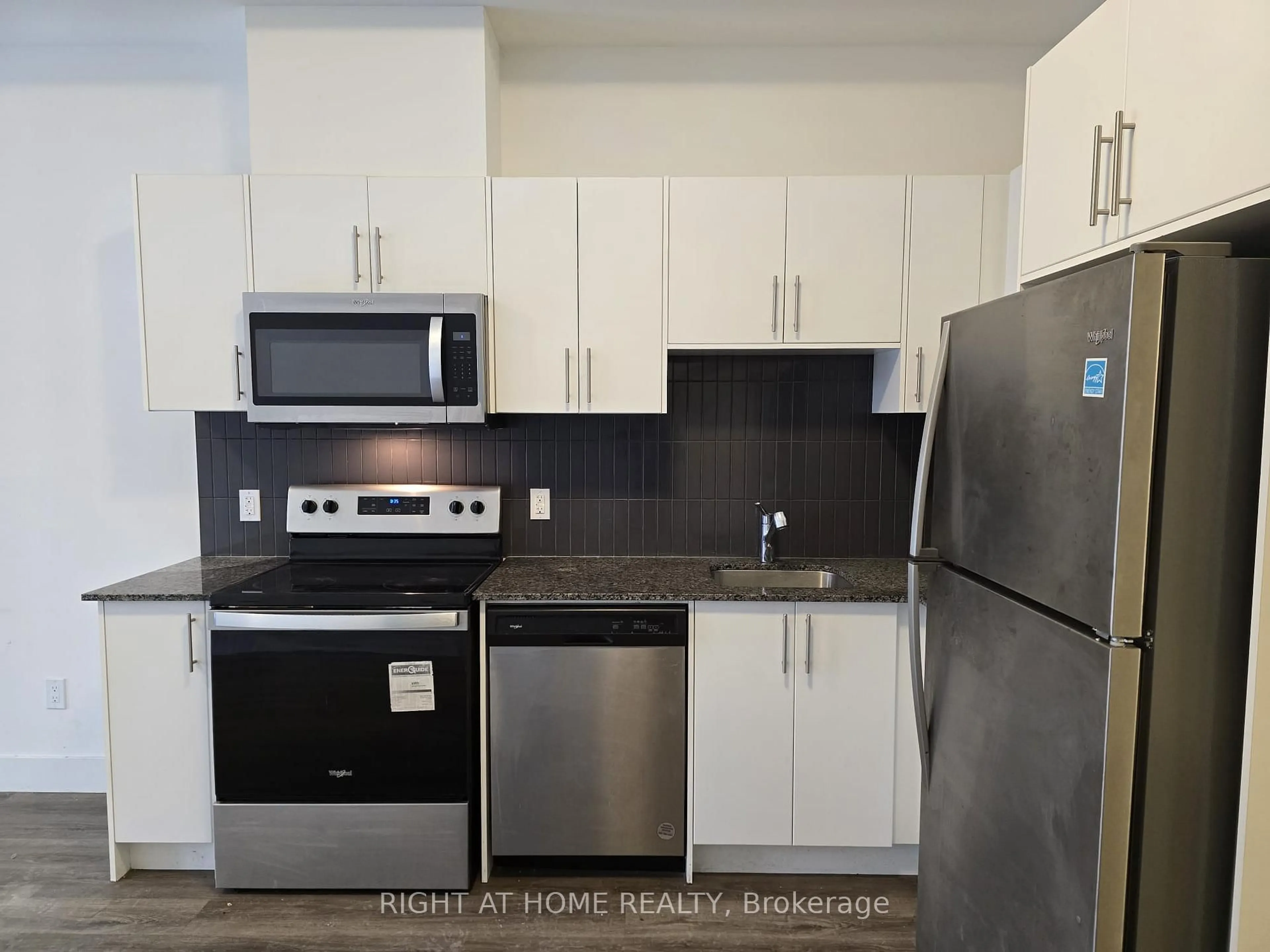 Standard kitchen, unknown for 1101 Lackner Pl #103, Kitchener Ontario N2A 0L3