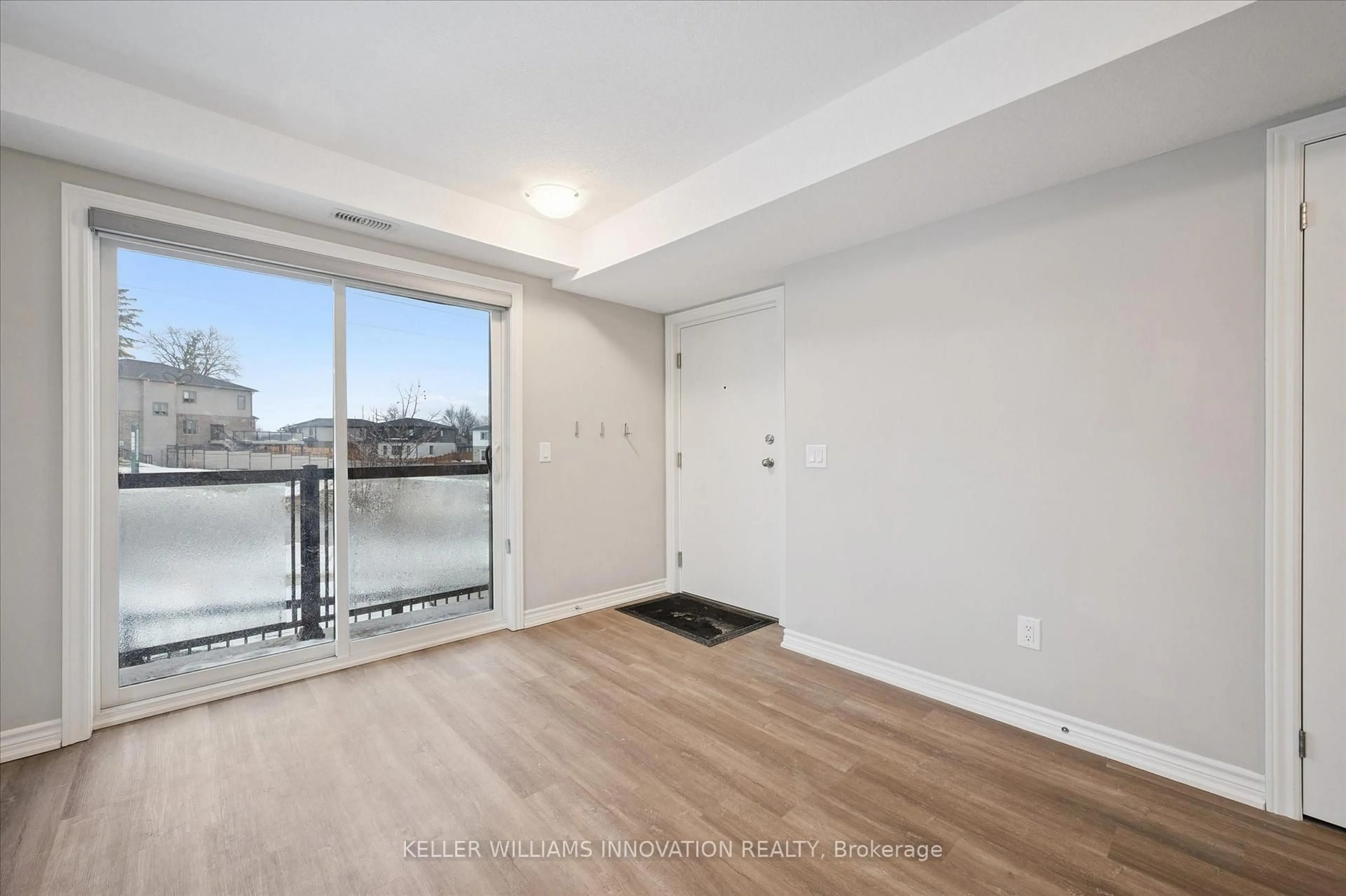 A pic of a room for 239 Chapel Hill Dr, Kitchener Ontario N2R 0S4