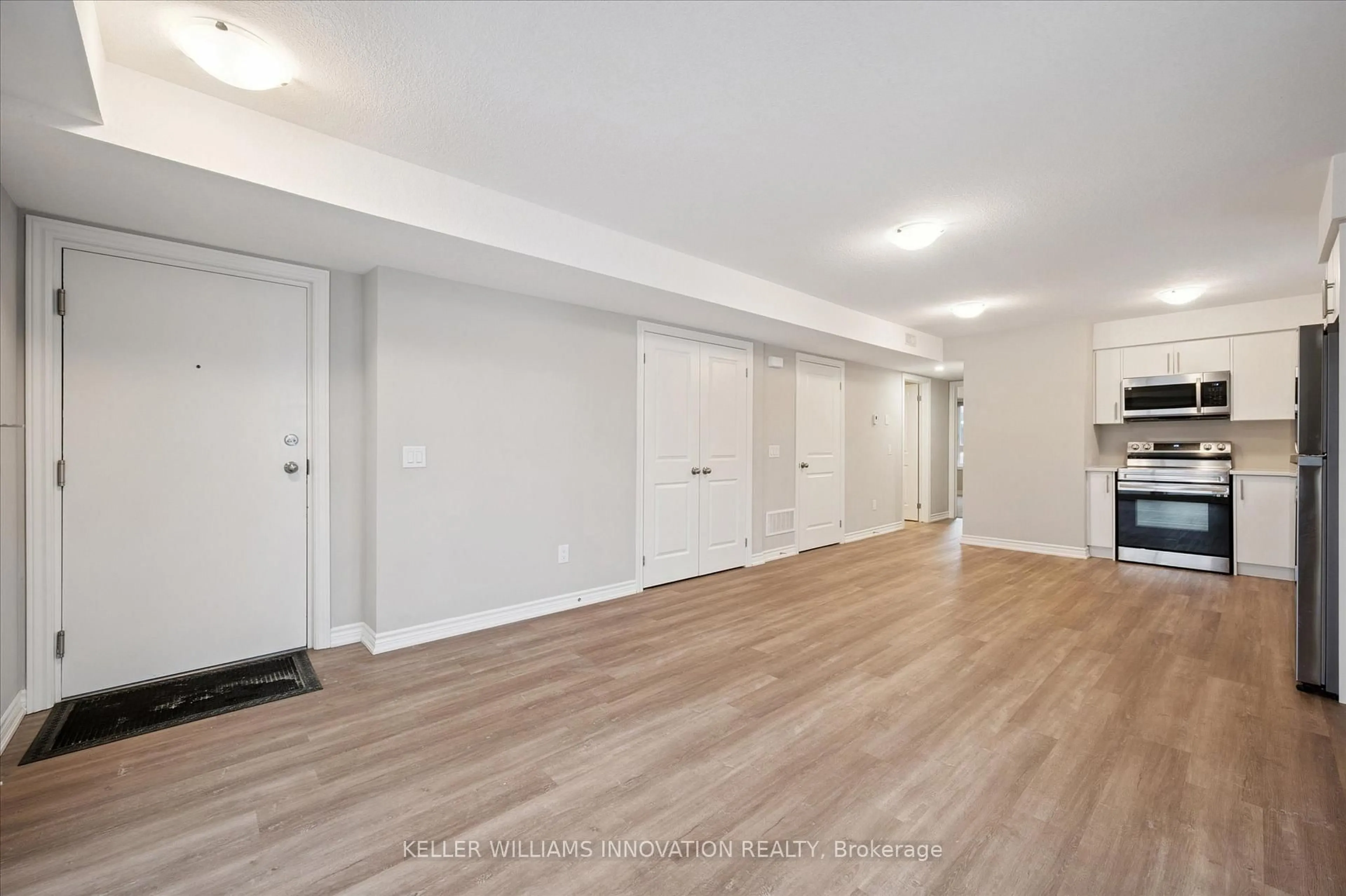 A pic of a room for 239 Chapel Hill Dr, Kitchener Ontario N2R 0S4