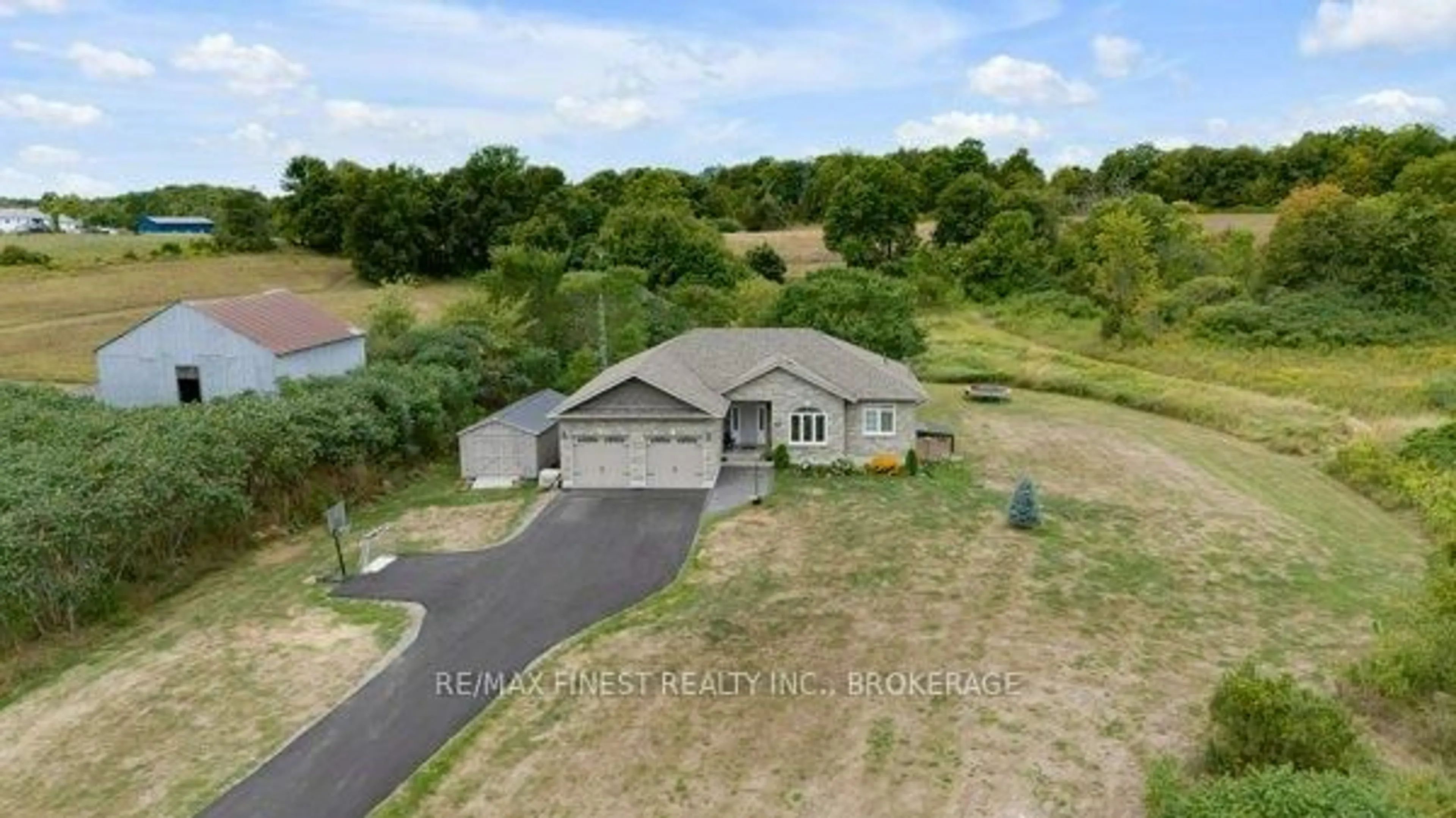 A pic from outside/outdoor area/front of a property/back of a property/a pic from drone, unknown for 3527 Battersea Rd, Inverary Ontario K0H 1X0