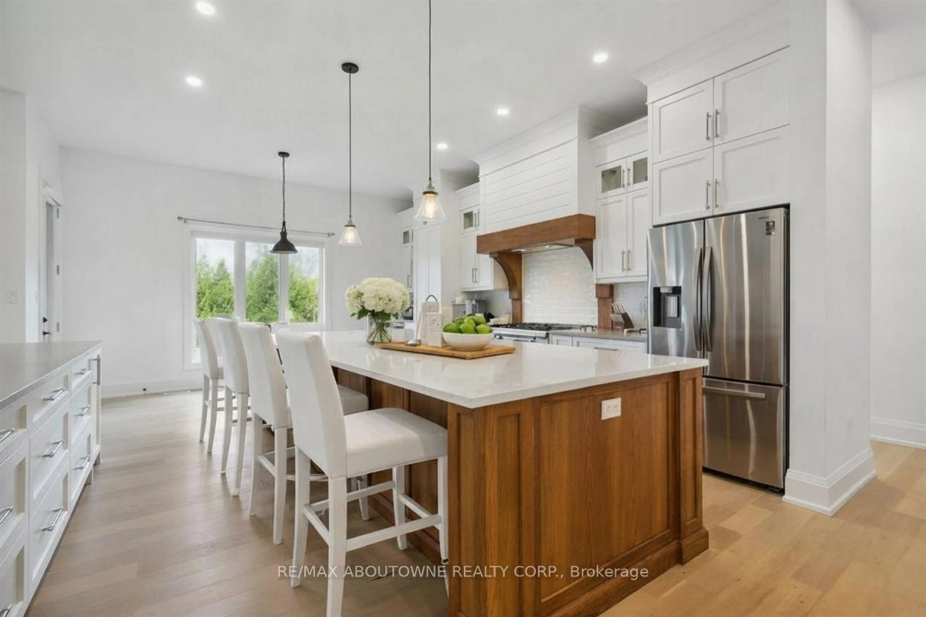 Open concept kitchen, unknown for 9042 Sideroad 10, Erin Ontario L7J 2L8