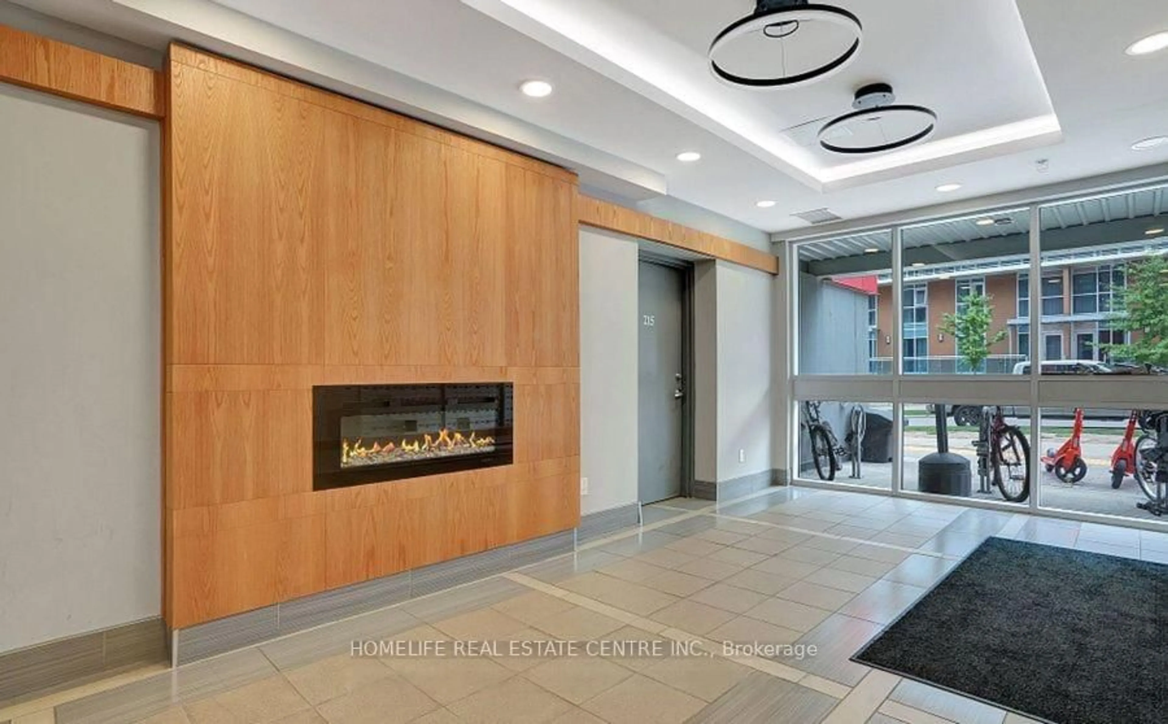 Lobby for 2151 Sunview St #258B, Waterloo Ontario N2L 0H7