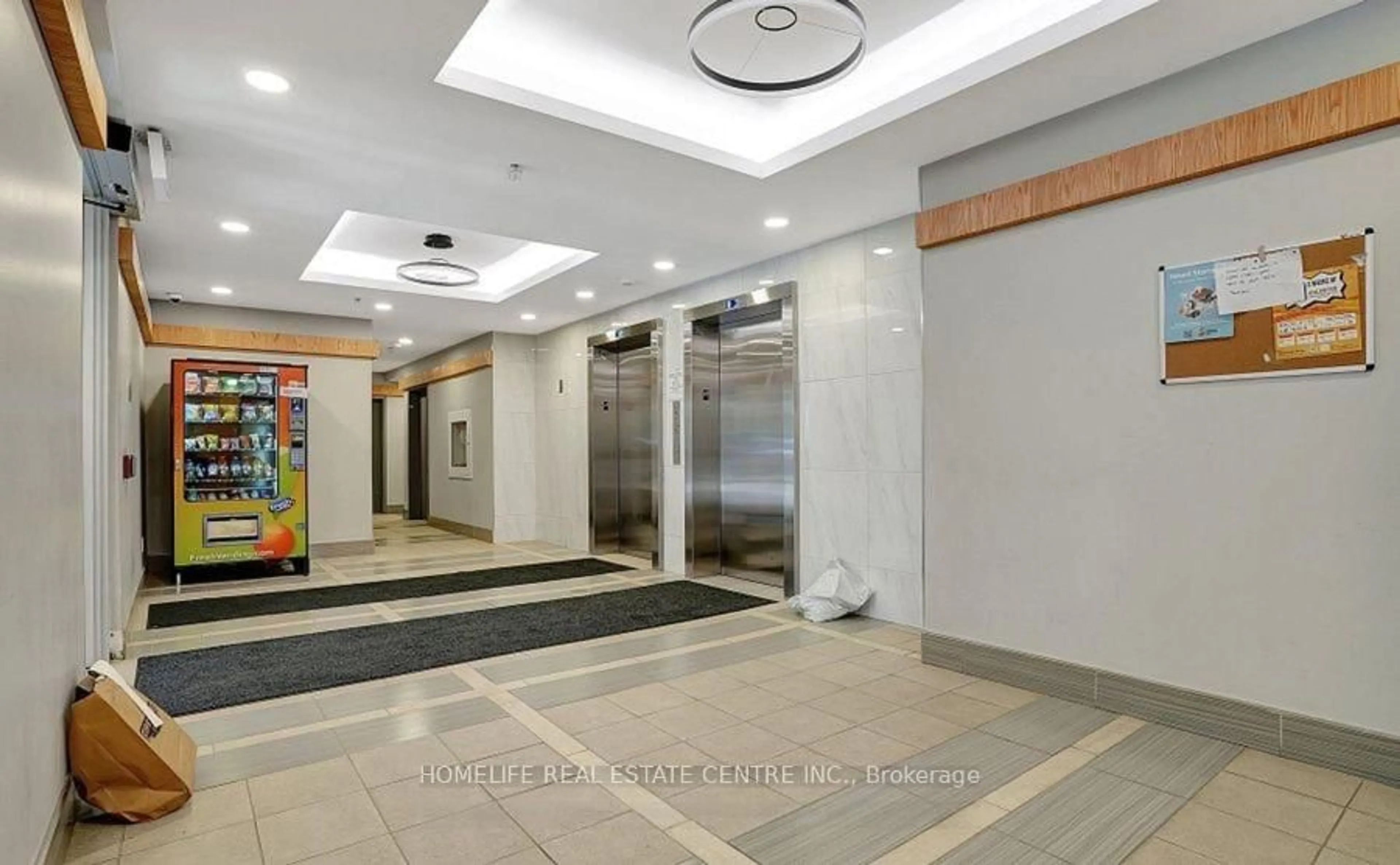 Lobby for 2151 Sunview St #258B, Waterloo Ontario N2L 0H7