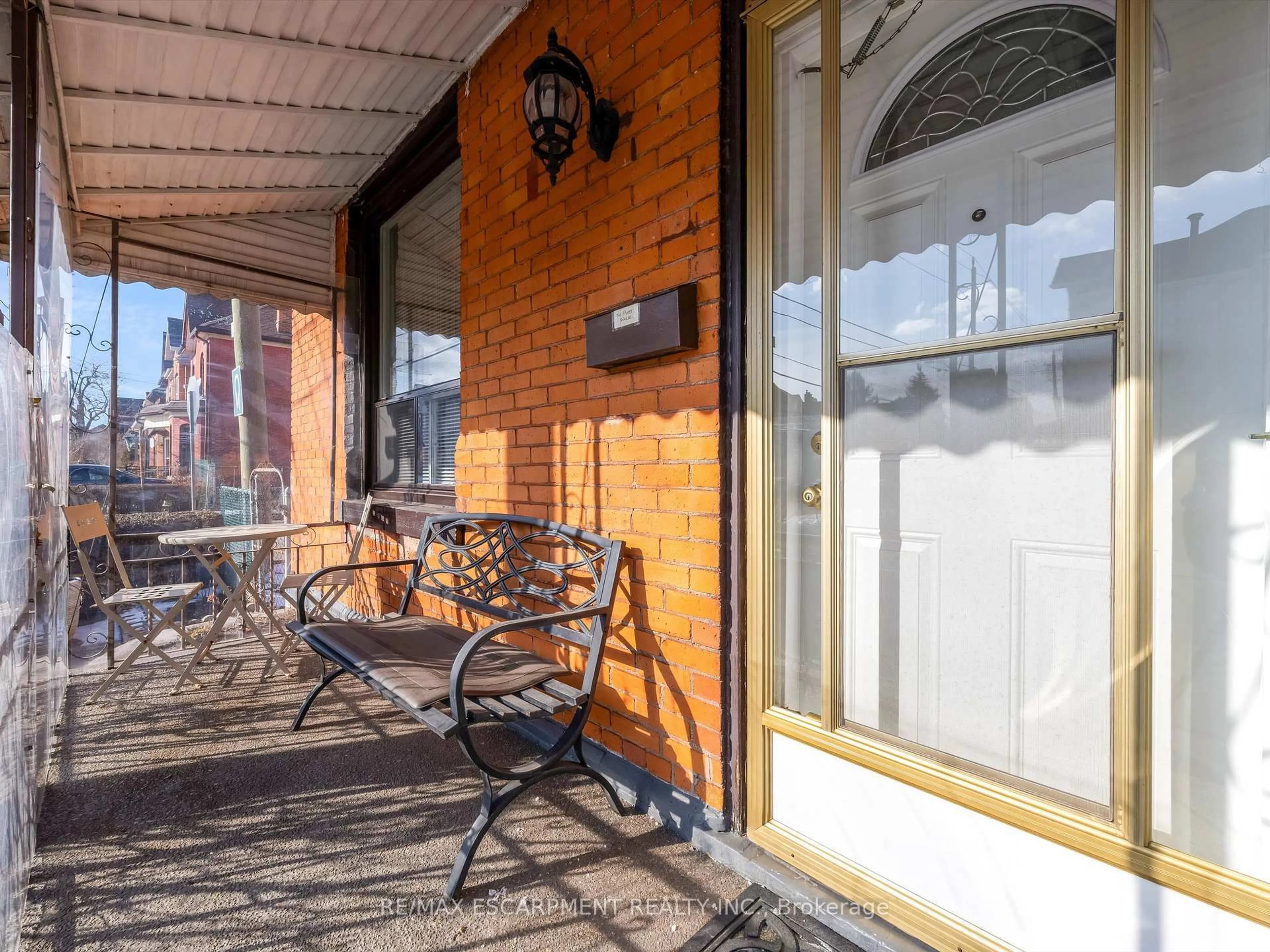 Patio, street for 93 Murray St, Hamilton Ontario L8L 3G3