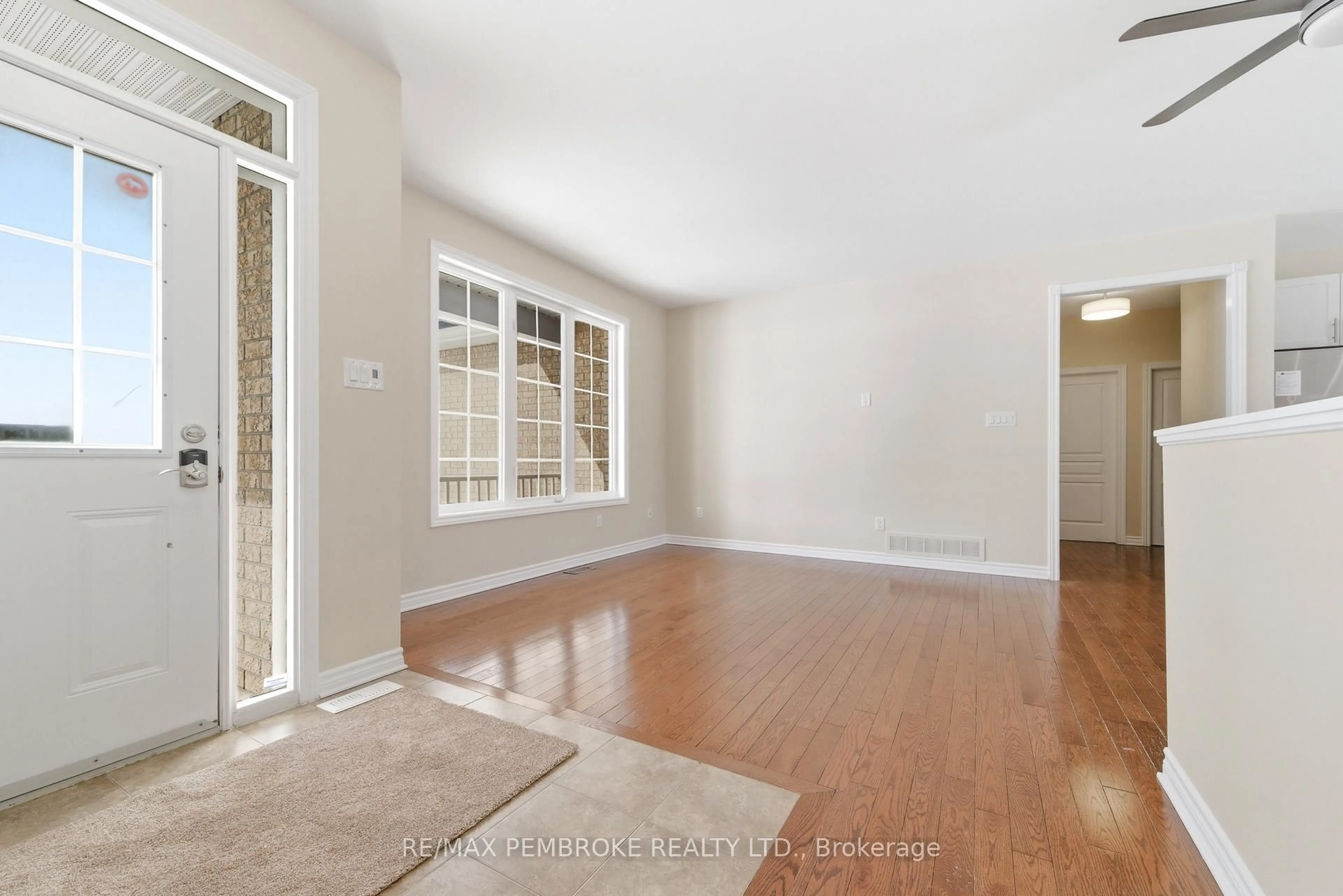 A pic of a room for 1005 Butler Blvd, Petawawa Ontario K8H 0C2