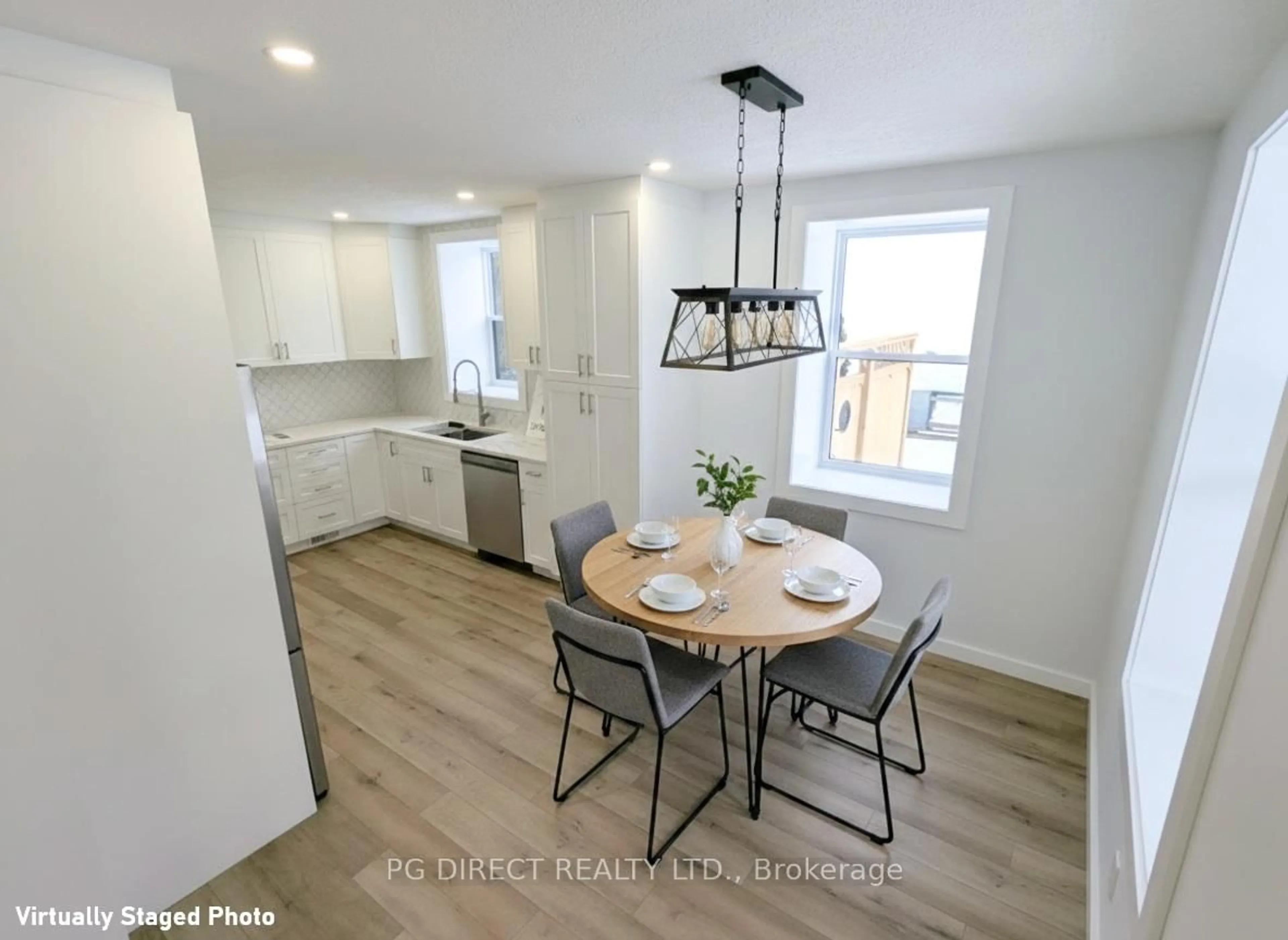 Open concept kitchen, unknown for 563 7th Ave, Hanover Ontario N4N 2J8