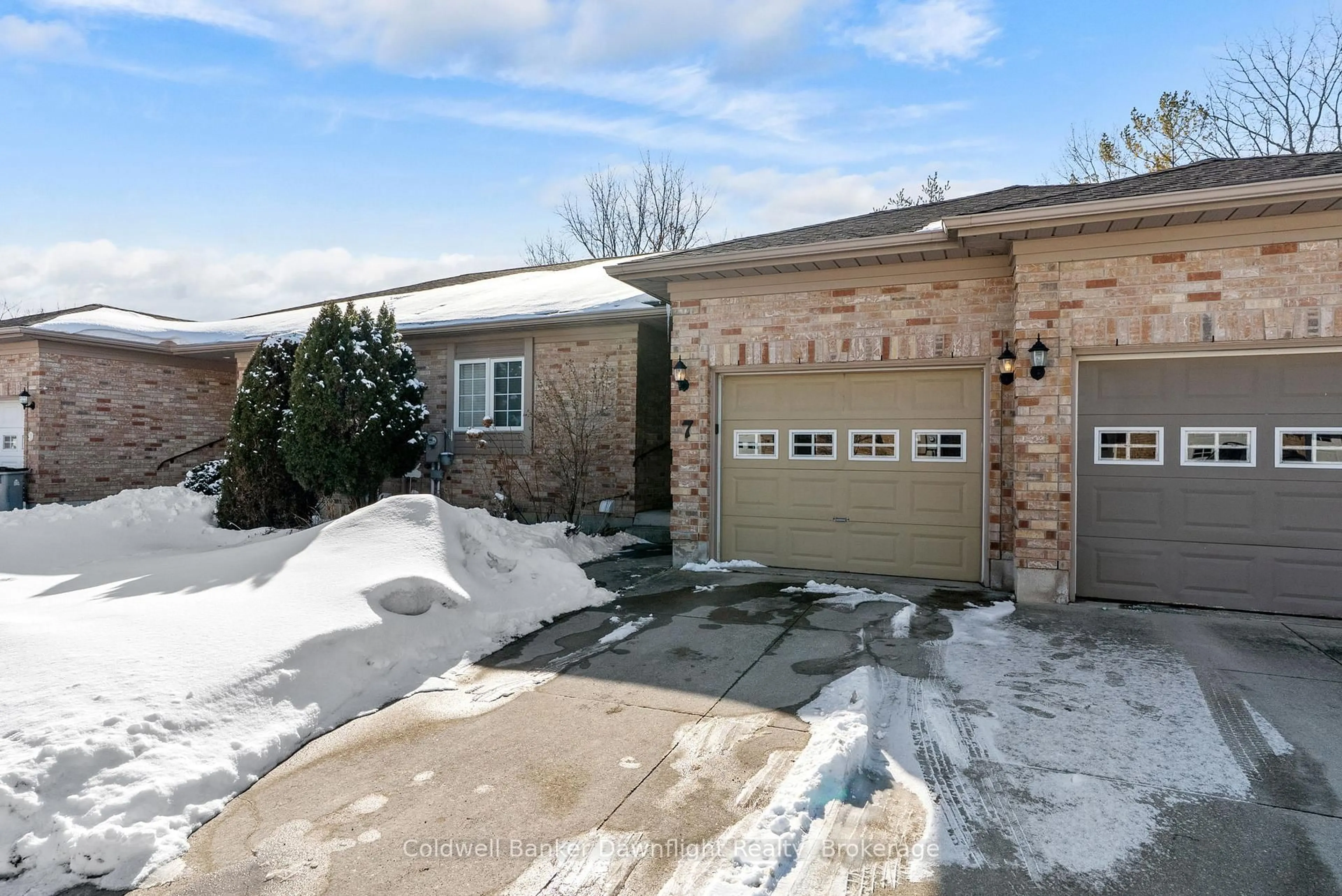 Home with brick exterior material, street for 7 Brookside Pl, South Huron Ontario N0M 1S2