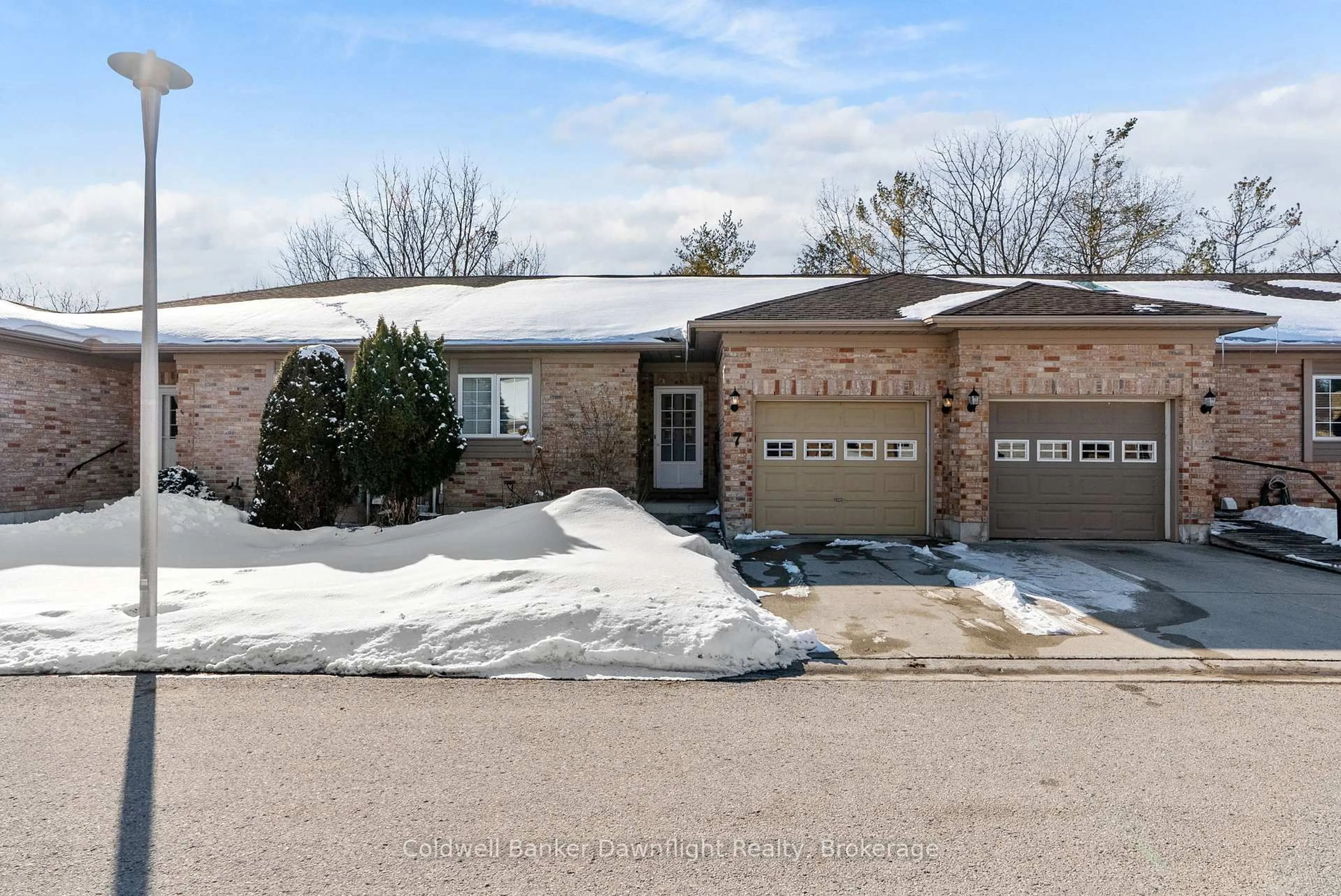 Home with brick exterior material, street for 7 Brookside Pl, South Huron Ontario N0M 1S2