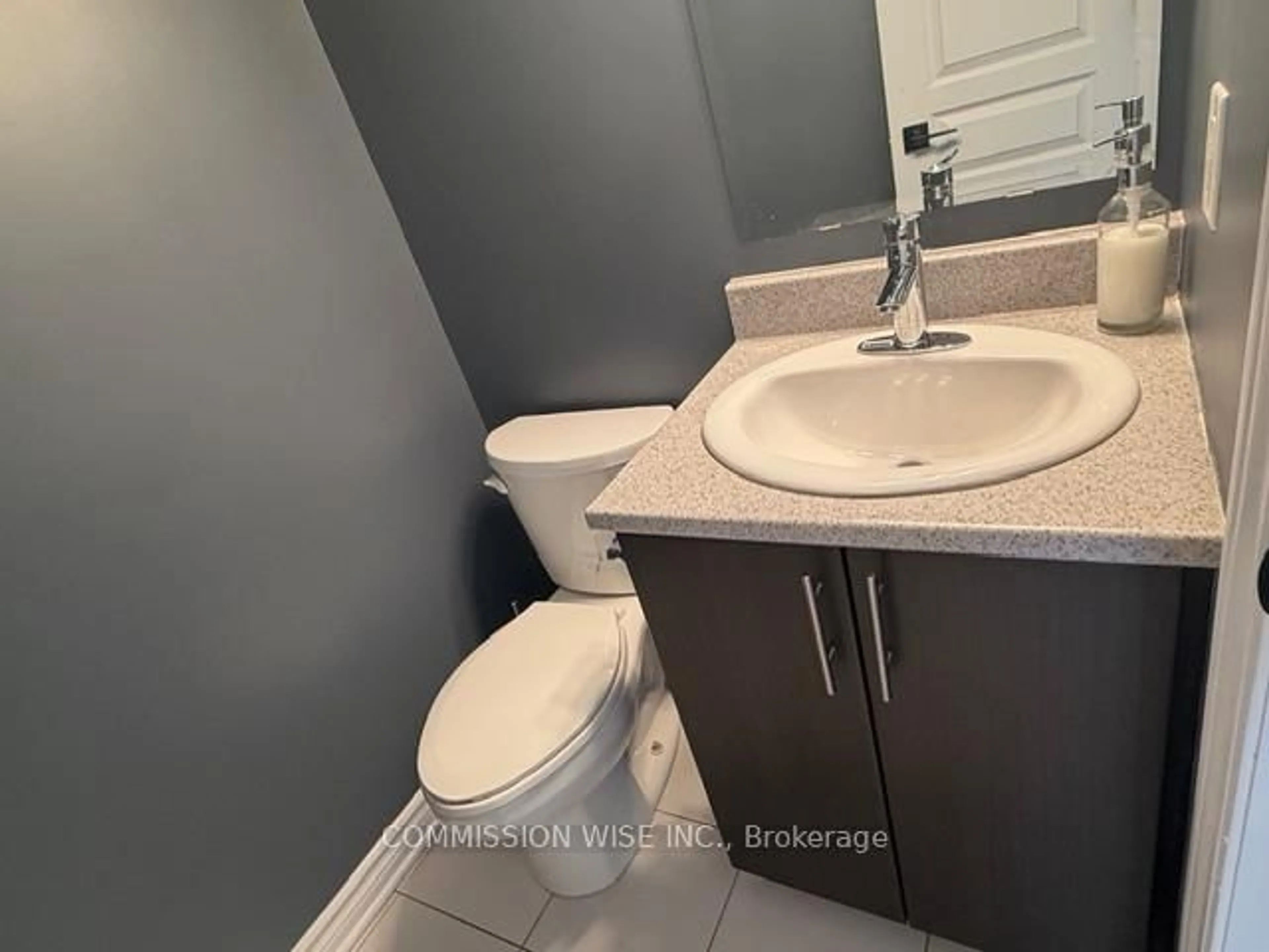 Unknown for 18 Madelon Dr, Ottawa Ontario K2J 5C8