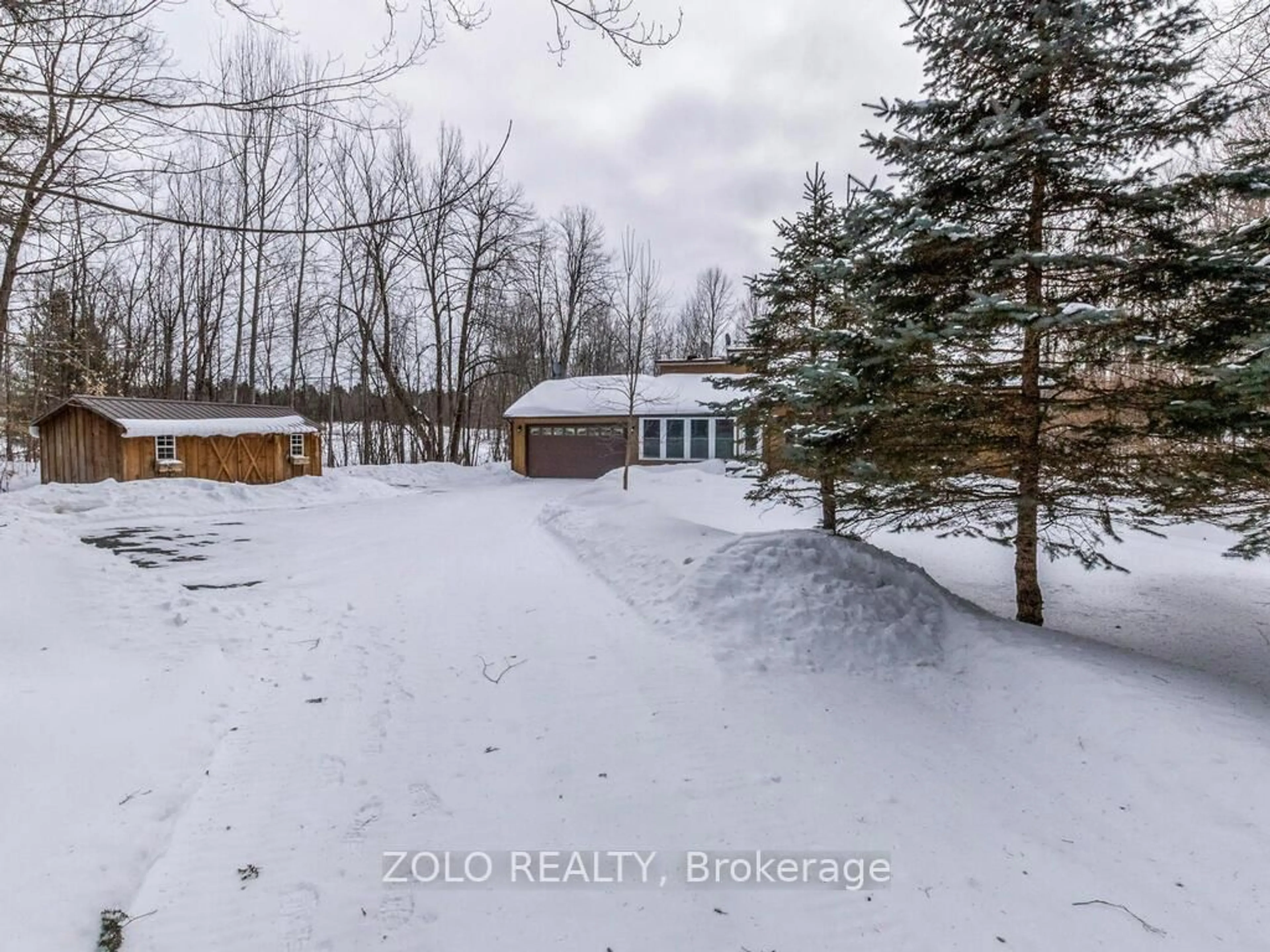 A pic from outside/outdoor area/front of a property/back of a property/a pic from drone, forest/trees view for 1183 Ebbs Bay Rd, Carleton Place Ontario K7C 3P1