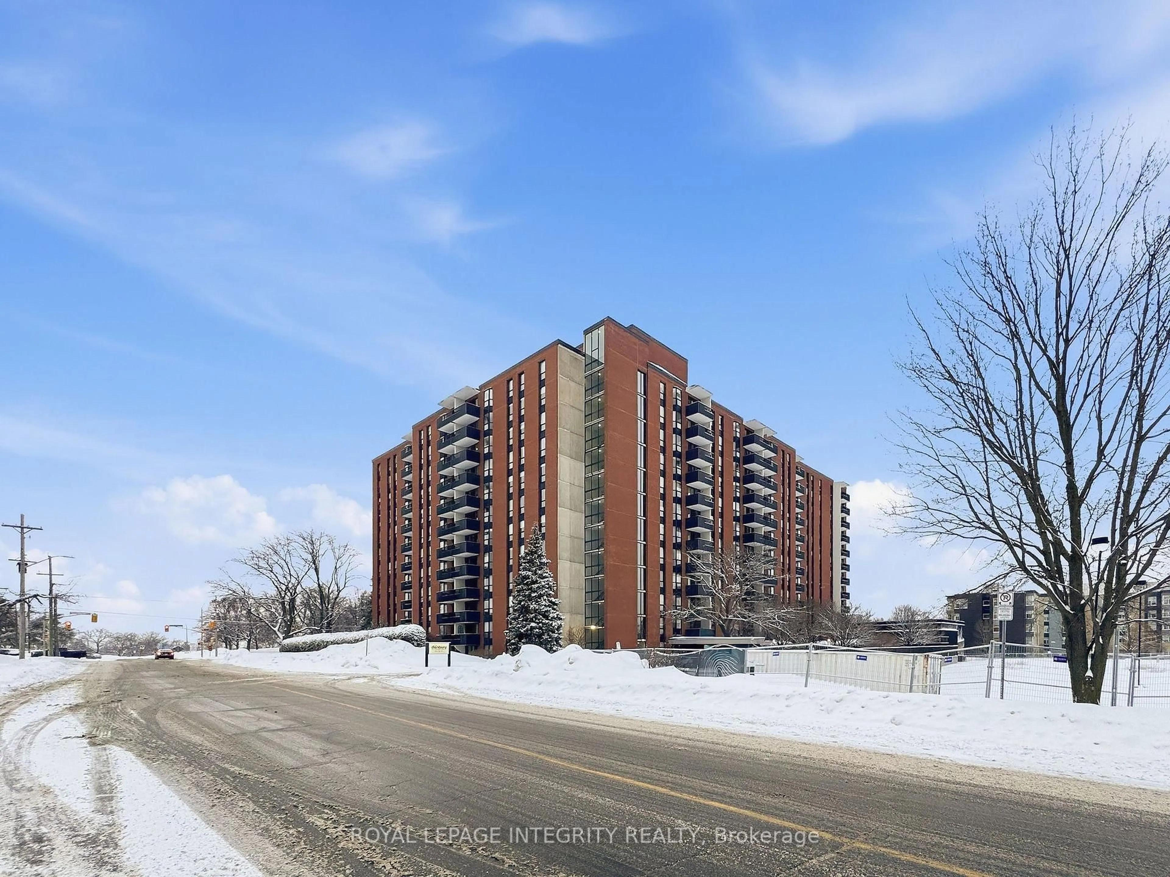 Unknown for 2951 Riverside Dr #305, Ottawa Ontario K1V 8W6