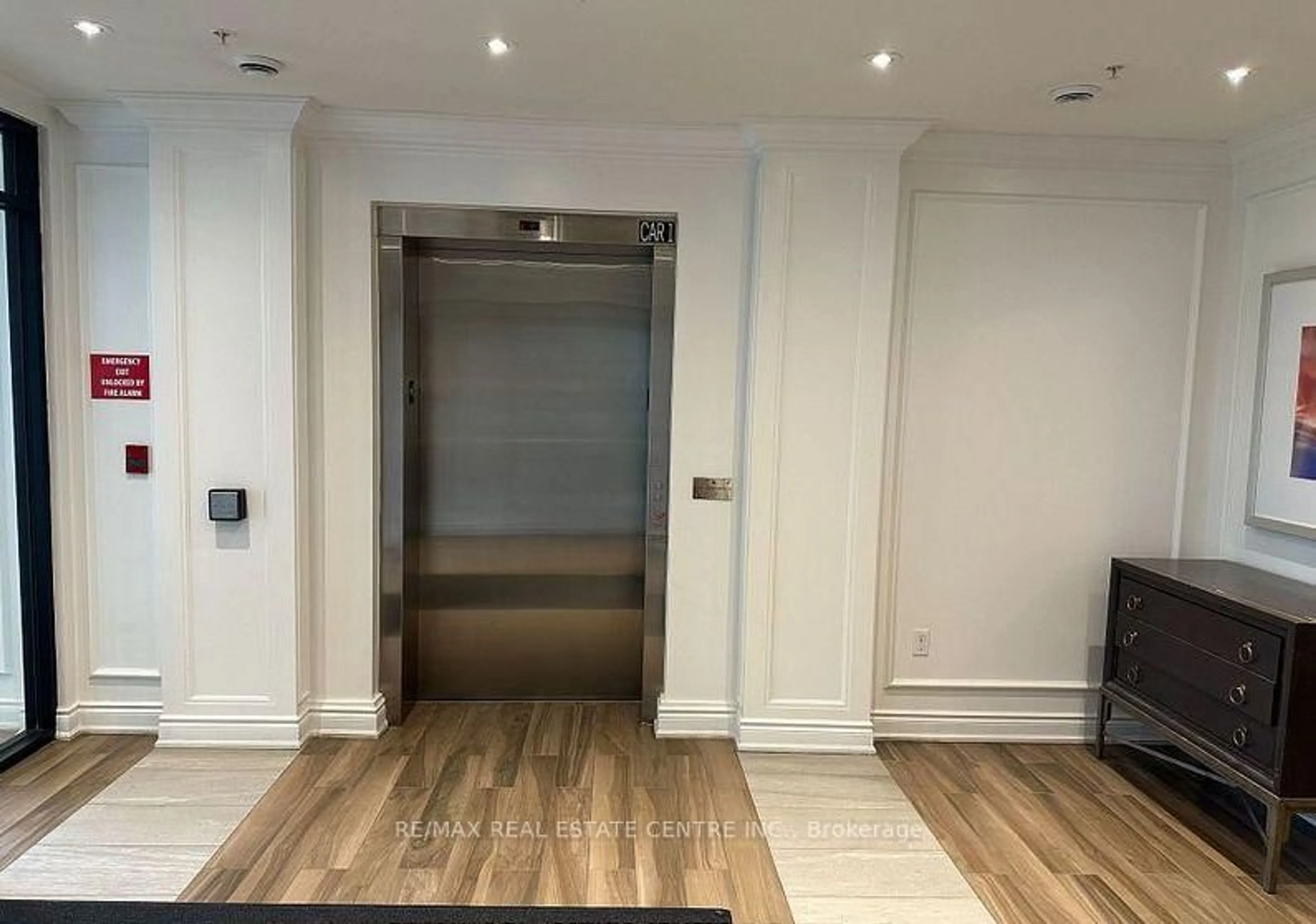 Unknown for 1077 Gordon St #118, Guelph Ontario N1G 0E3