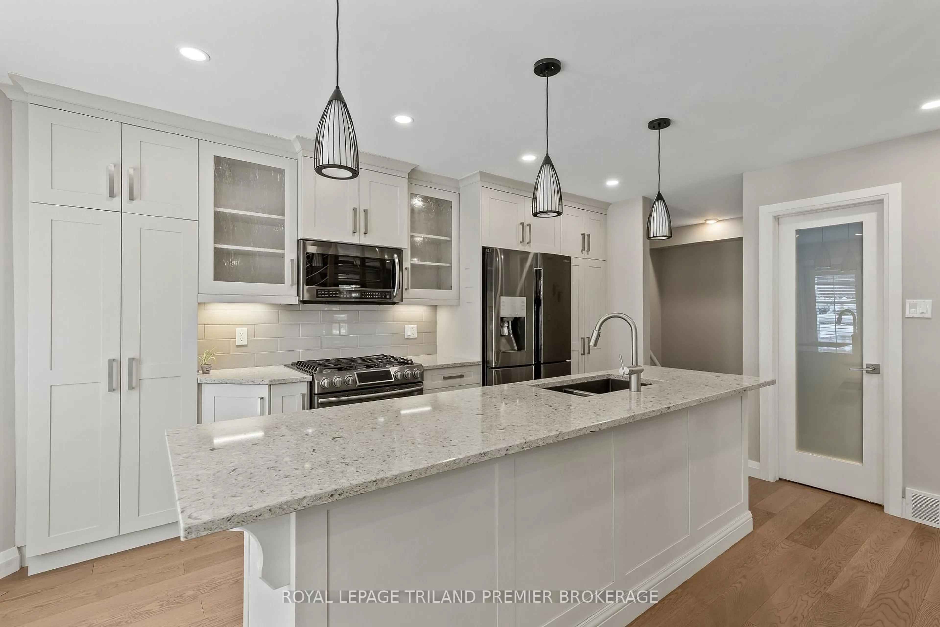 Open concept kitchen, ceramic/tile floor for 152 Albert St #9, London East Ontario N6A 1M1