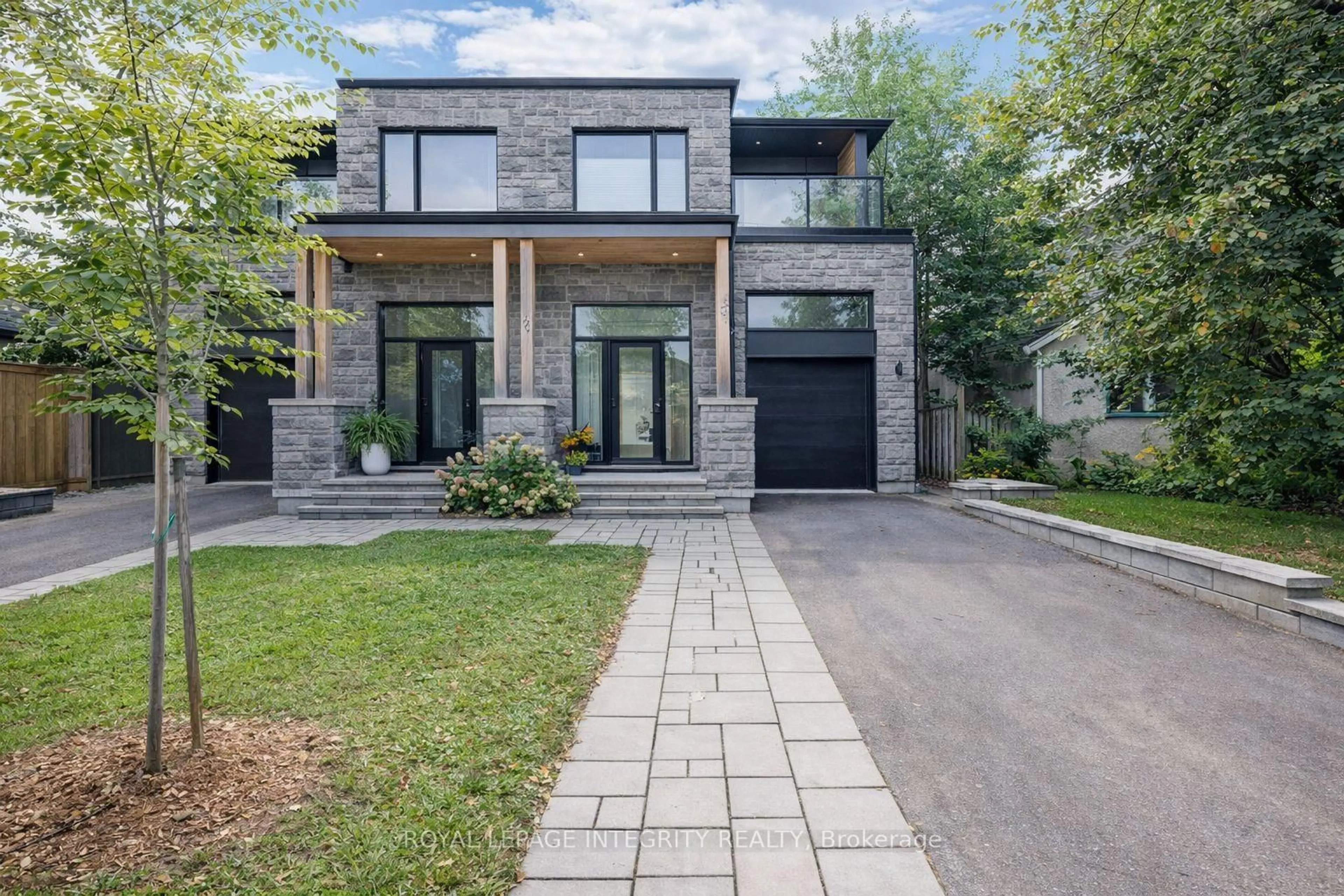 Home with brick exterior material, street for 276 Clare St, Ottawa Ontario K1Z 7E3