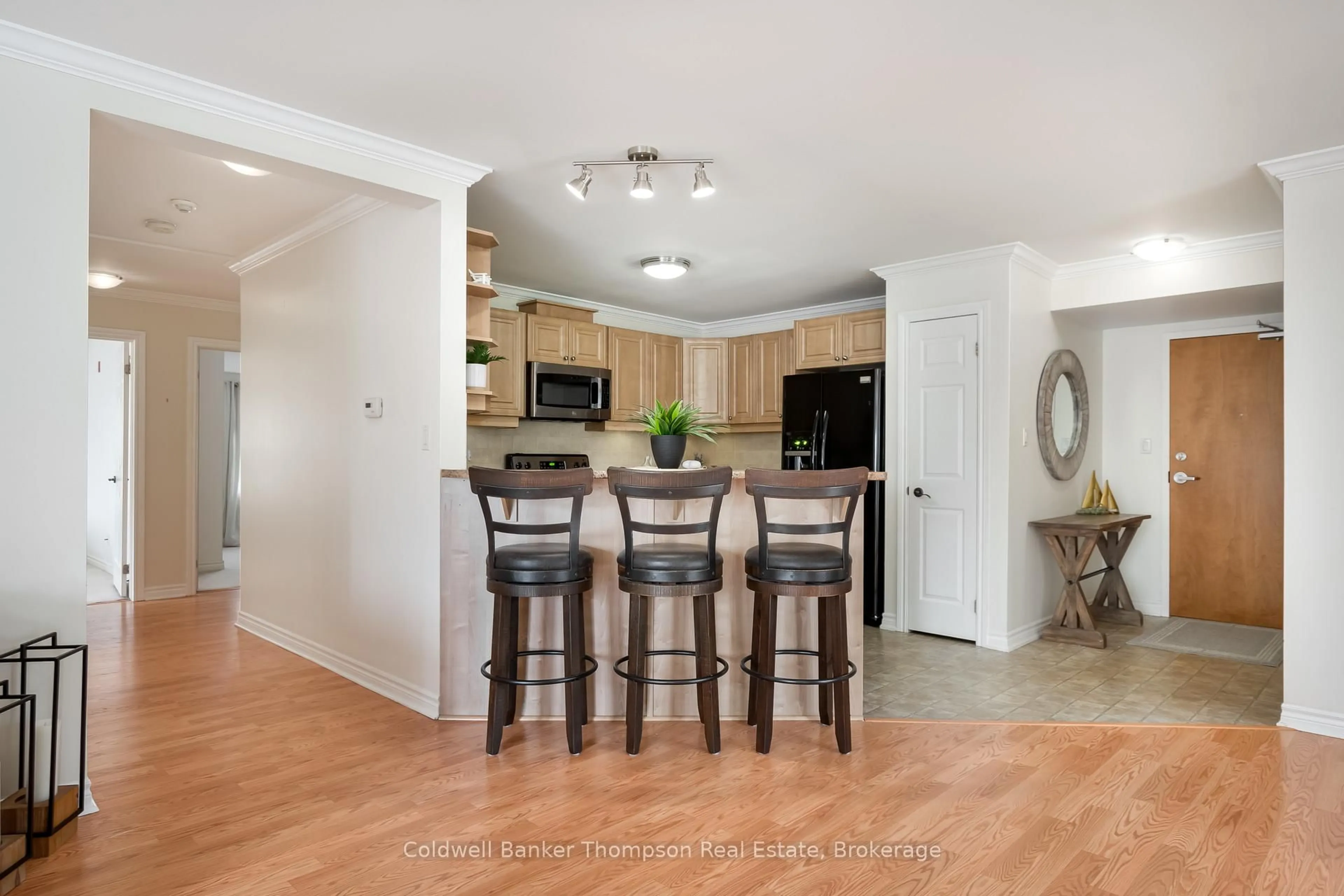 Open concept kitchen, unknown for 24 Dairy Lane #101, Huntsville Ontario P1H 0A4
