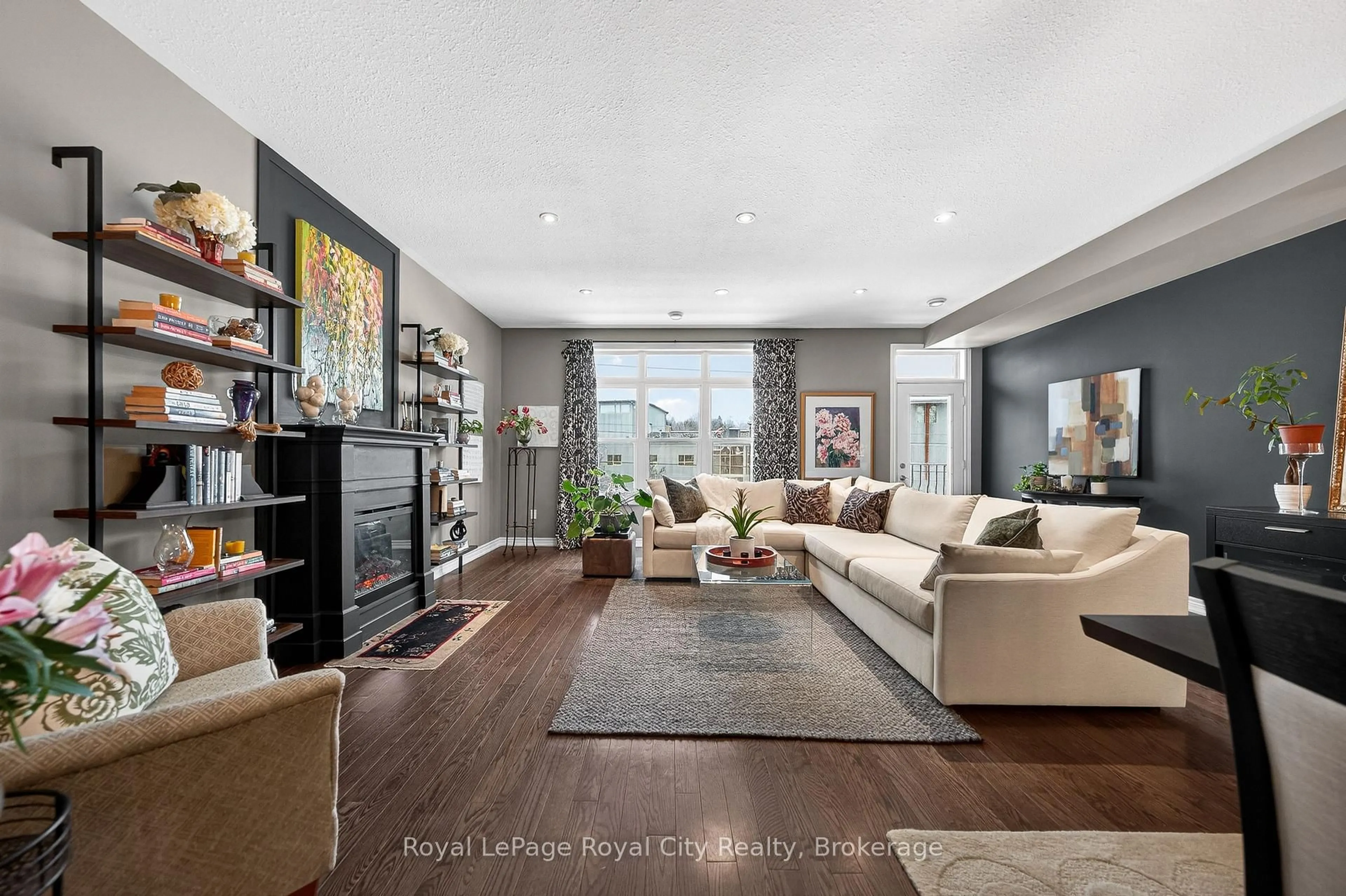 Living room with furniture, unknown for 92 Cardigan St, Guelph Ontario N1H 0A4