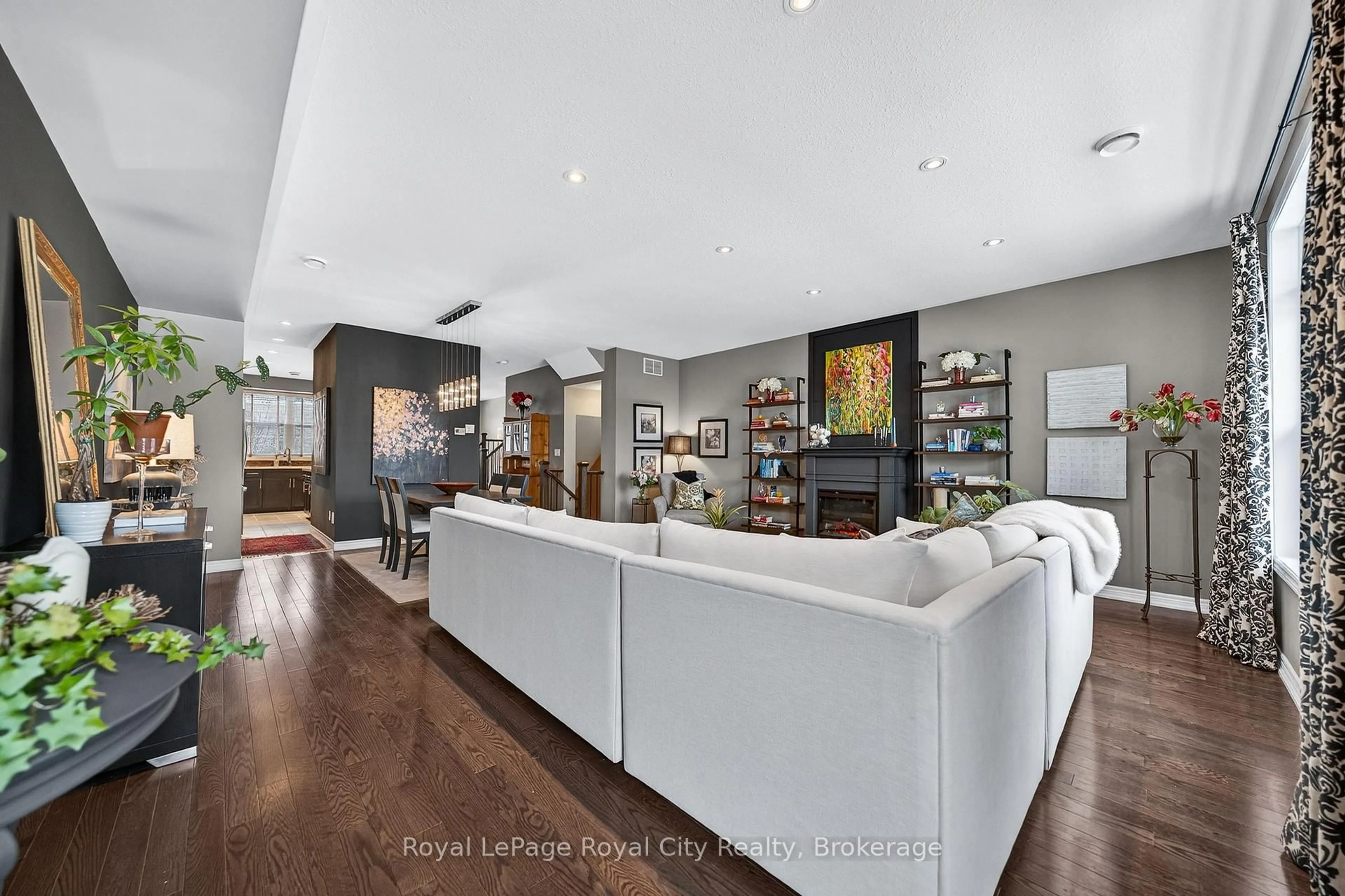 Unknown for 92 Cardigan St, Guelph Ontario N1H 0A4