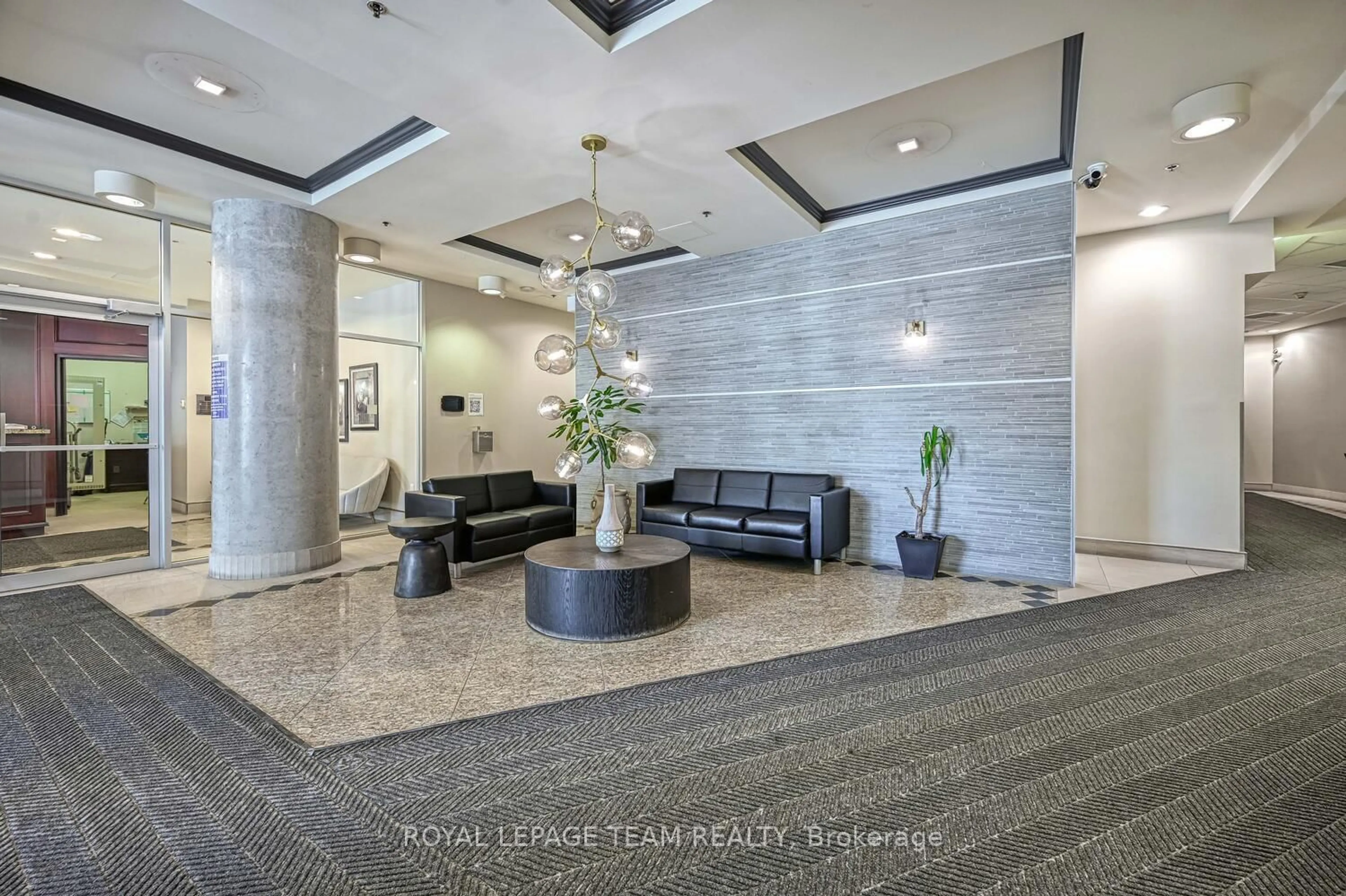 Lobby for 90 Landry St #1906, Ottawa Ontario K1L 0A9