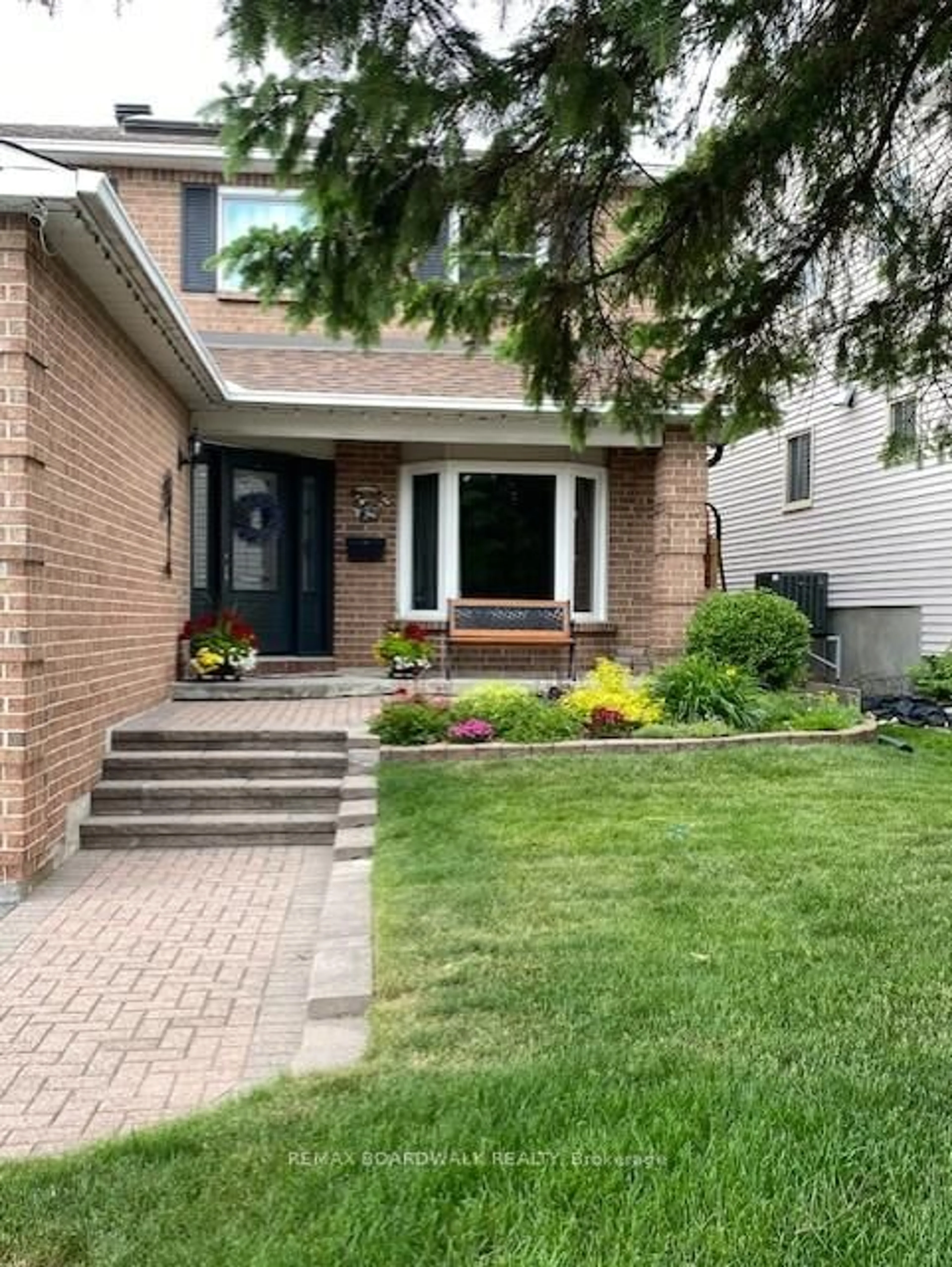 Home with brick exterior material, street for 182 Palomino Dr, Ottawa Ontario K2M 1P2