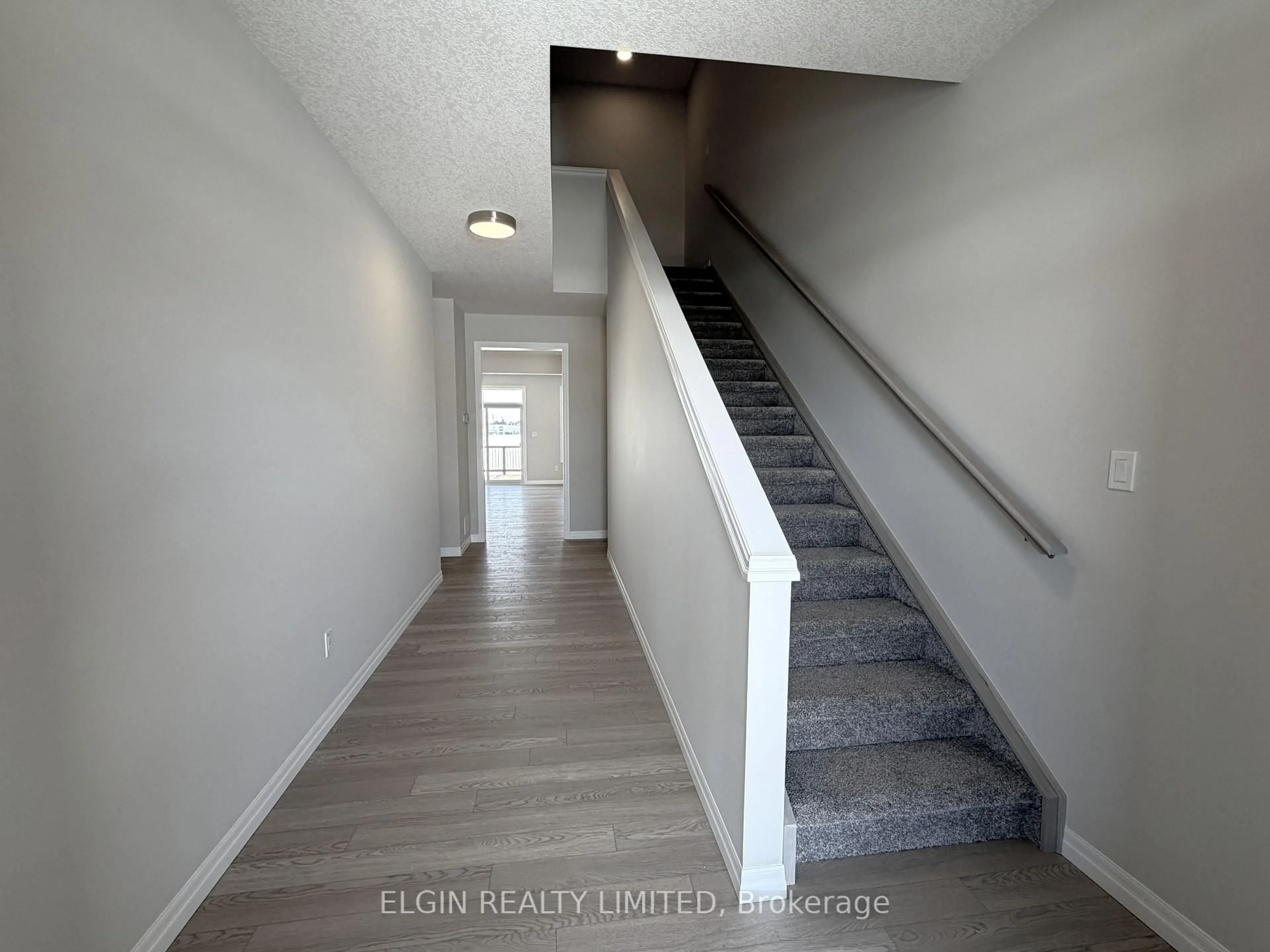 Unknown for 55 Woodcock Dr, Tillsonburg Ontario N4G 0L9