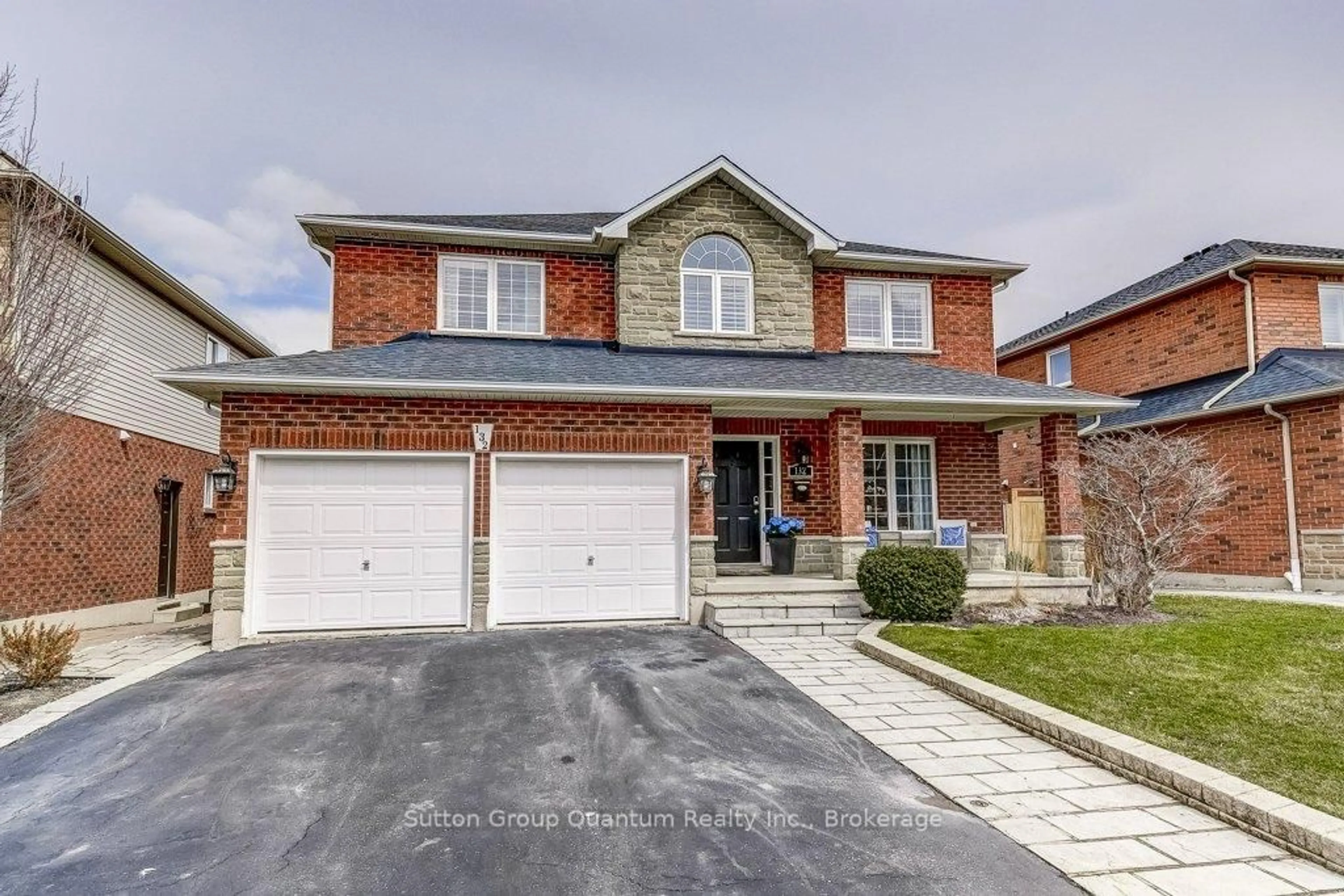 Home with brick exterior material, street for 132 Eringate Dr, Hamilton Ontario L8J 3Y8