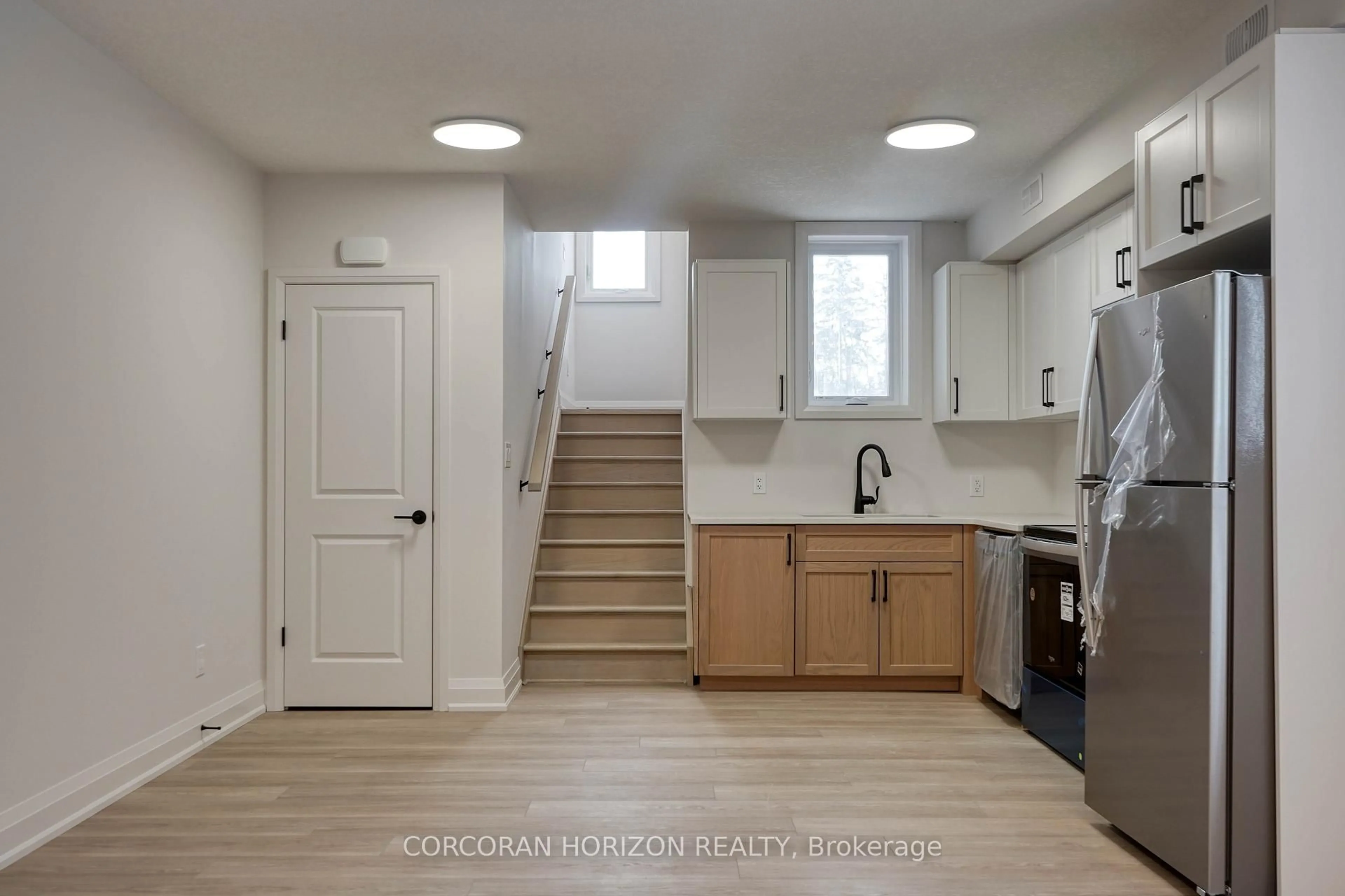 Unknown for 800 Myers Rd #107, Cambridge Ontario N1R 5S2