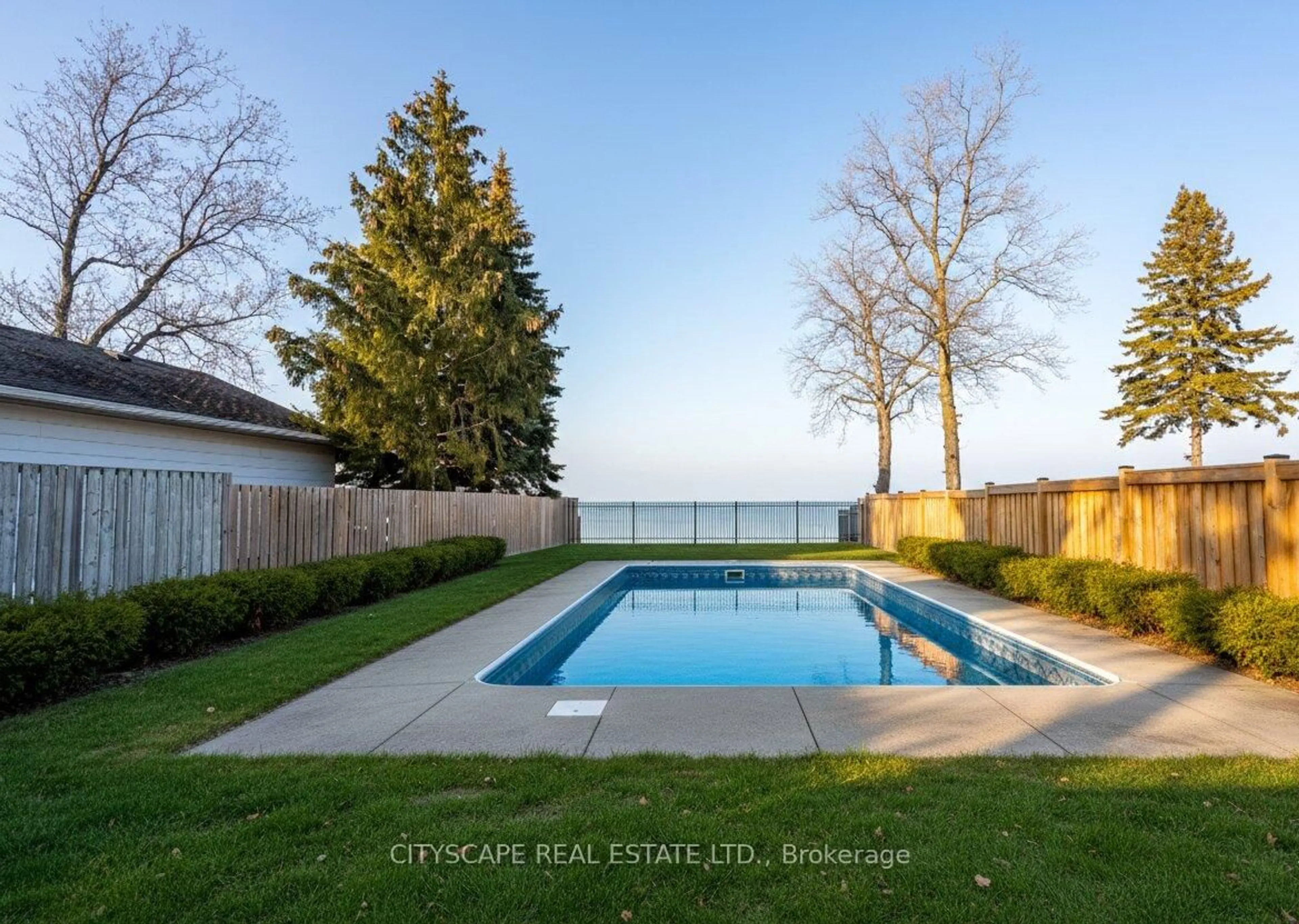 Pool for 6 Campview Rd, Hamilton Ontario L8E 5E2