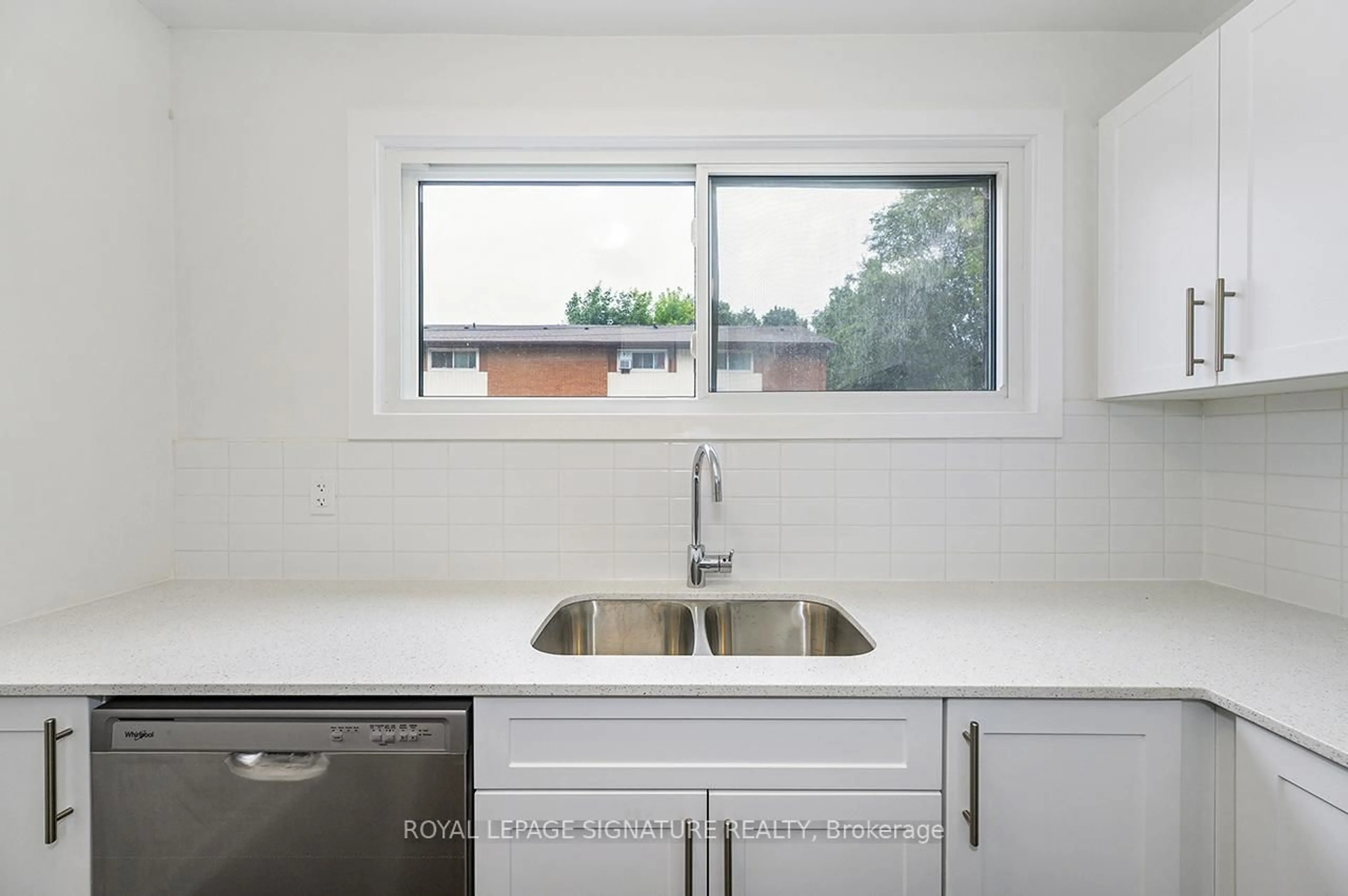 Standard kitchen, unknown for 28 Woodman Dr, Hamilton Ontario L8H 2M5