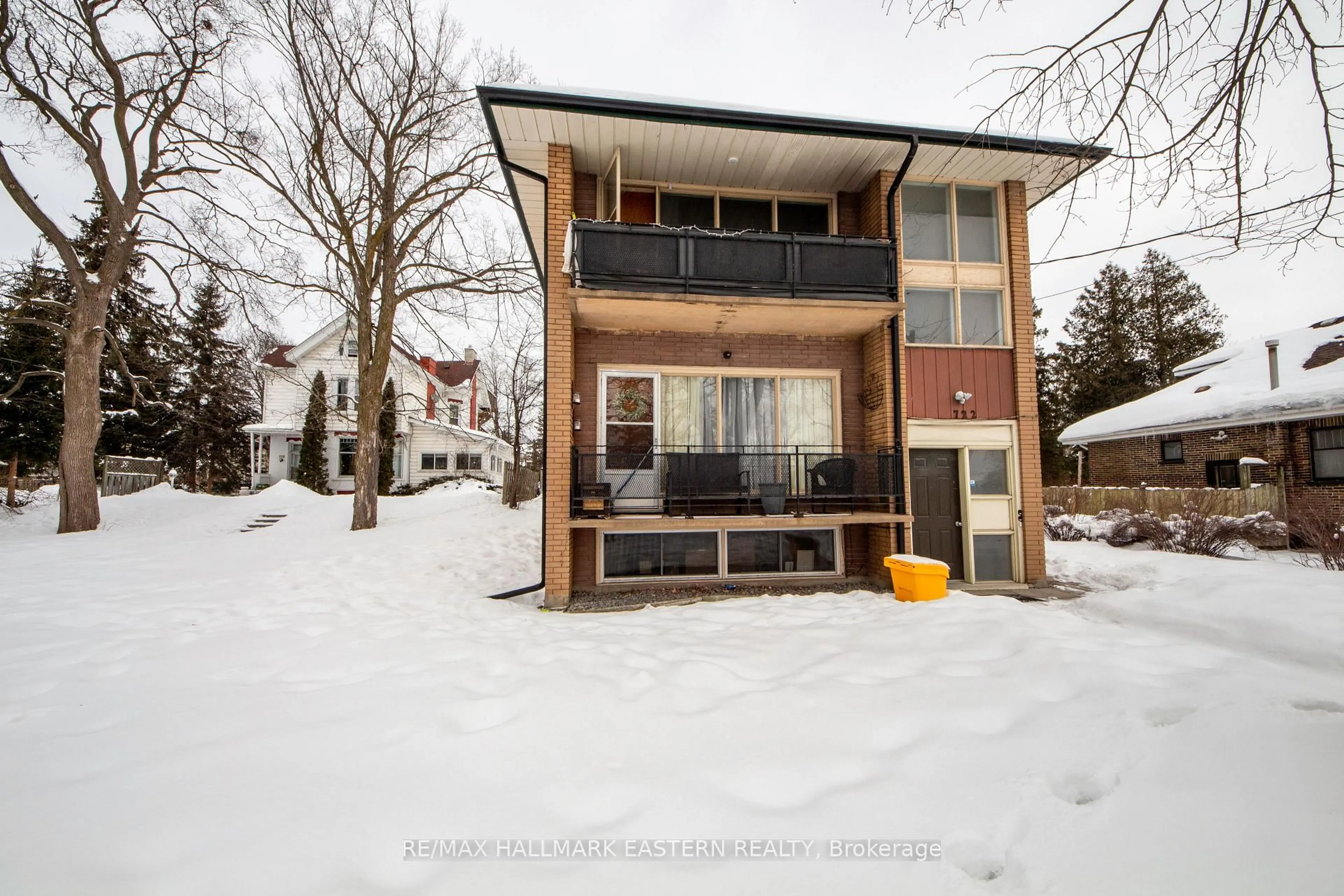 Unknown for 722 Chemong Rd, Peterborough Ontario K9H 5Y9