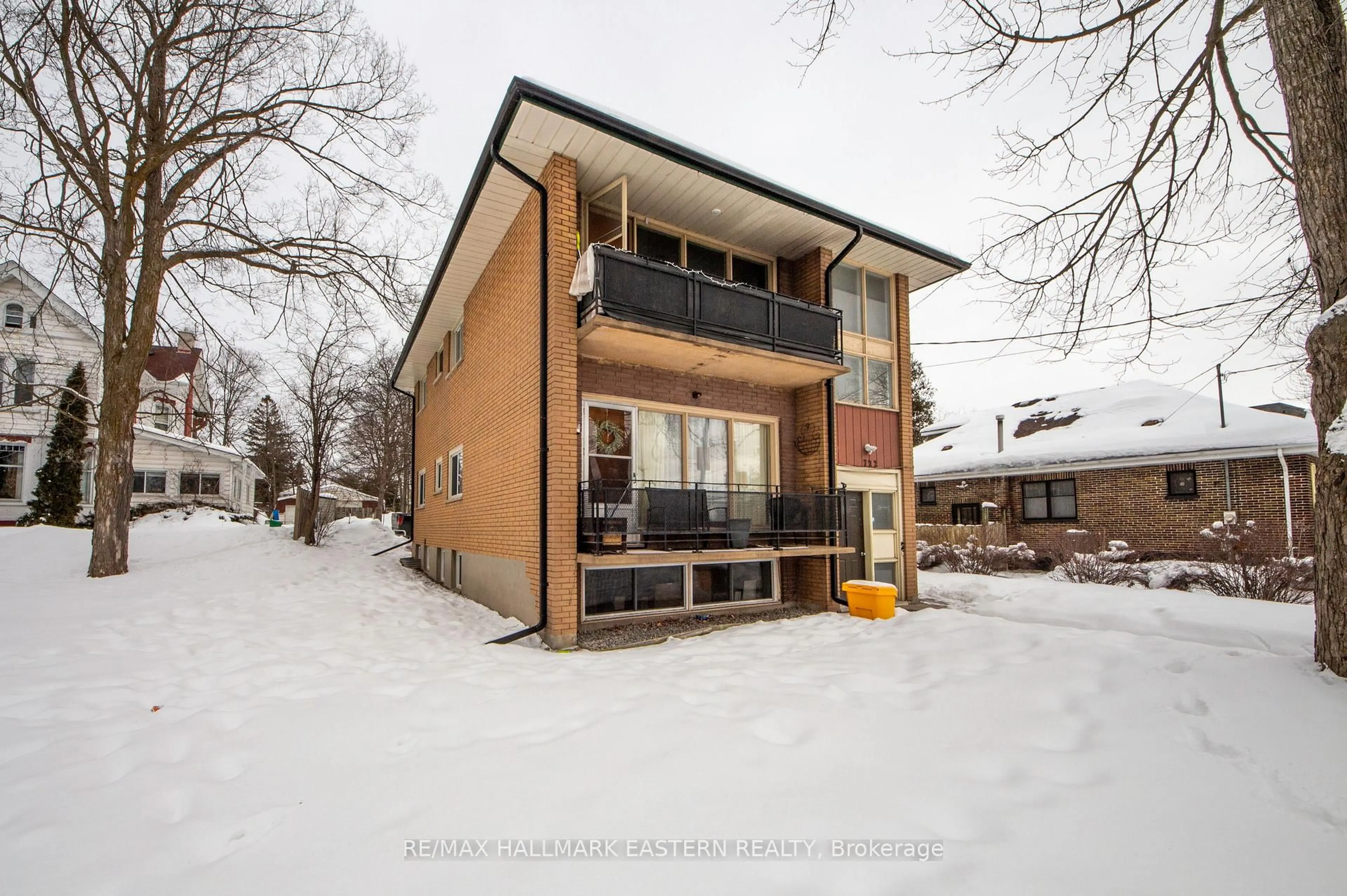 Unknown for 722 Chemong Rd, Peterborough Ontario K9H 5Y9