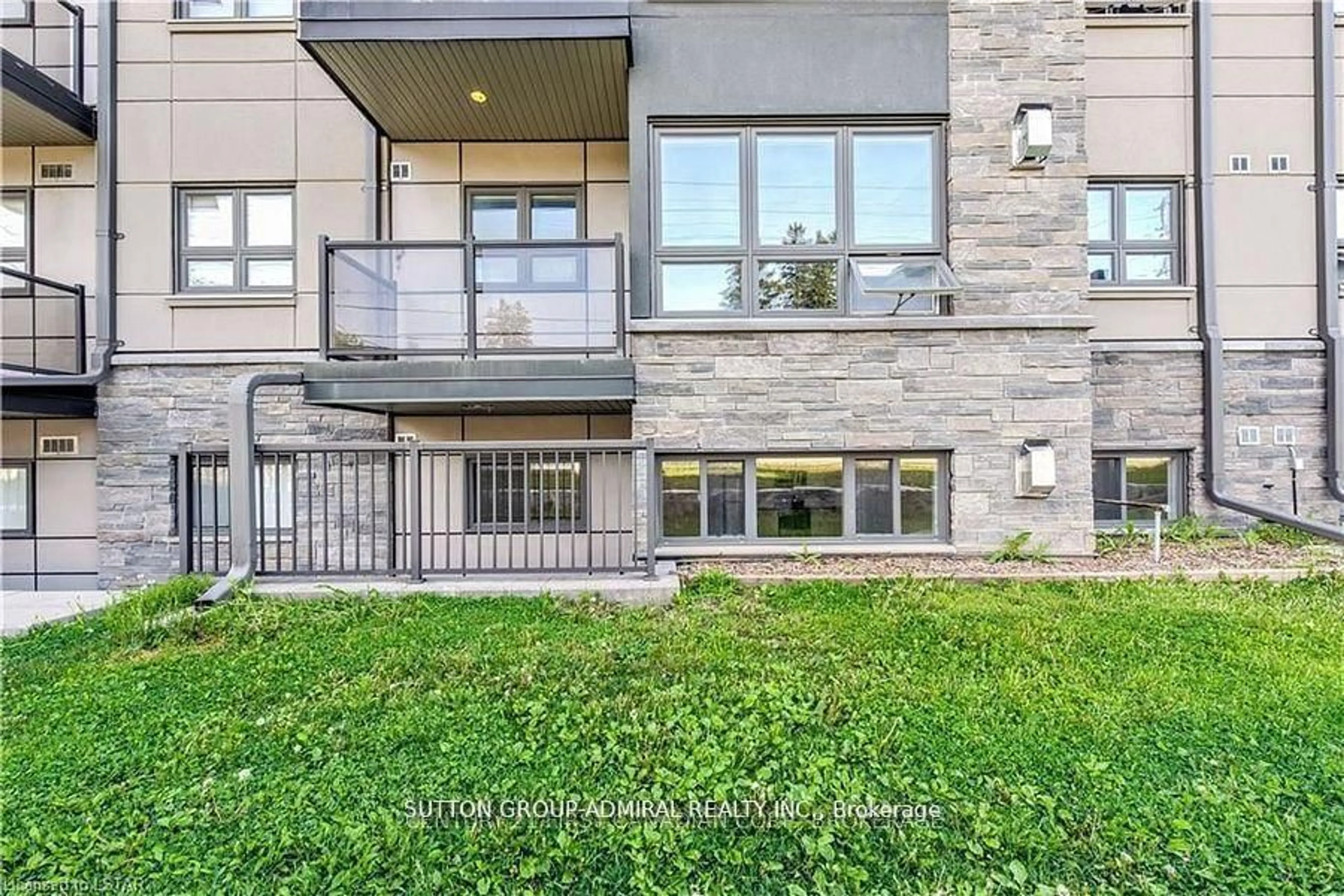 Unknown for 5 Jacksway Cres #108, London North Ontario N5X 3T6