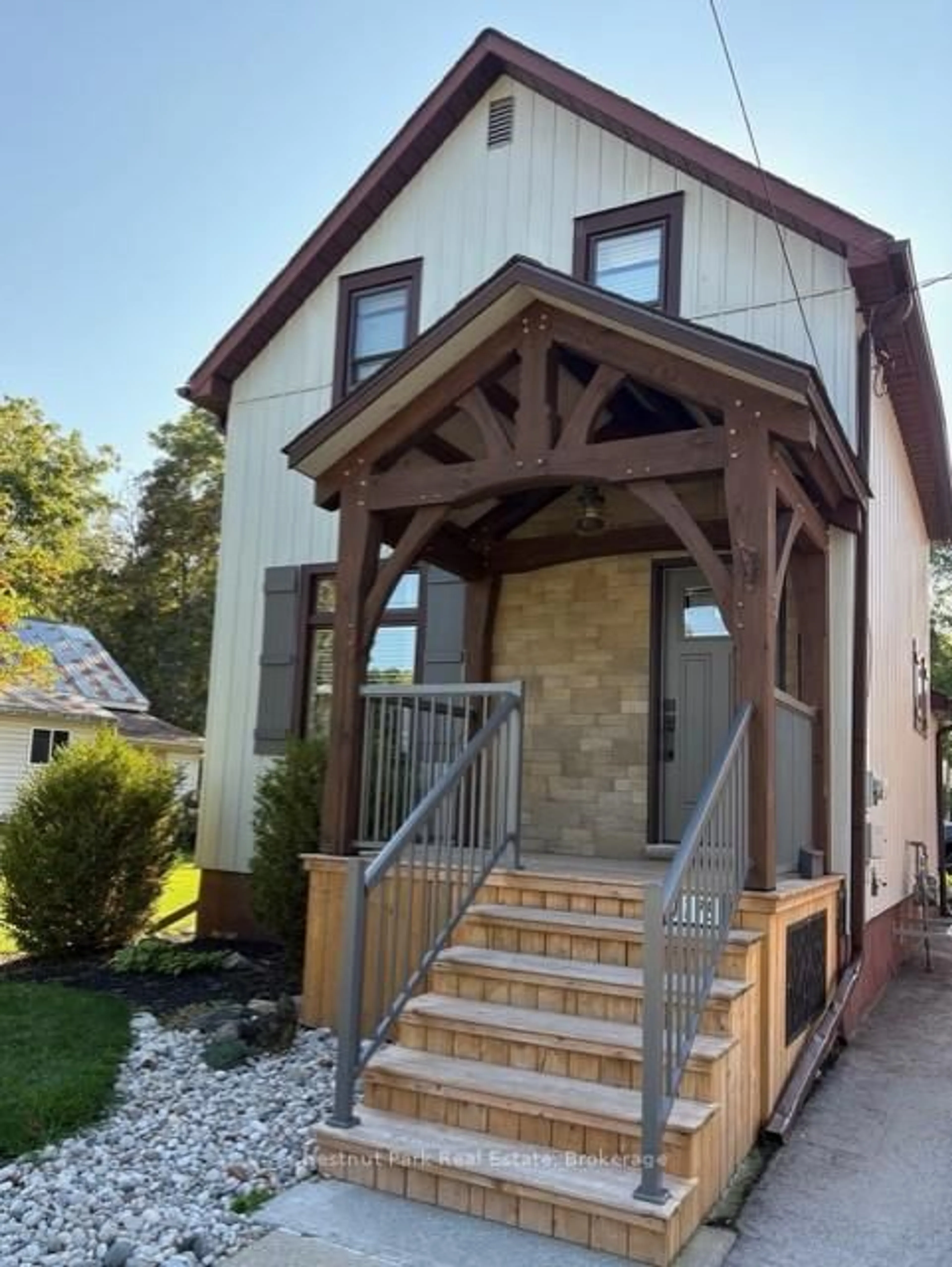 Home with brick exterior material, street for 1178 3rd Ave, Owen Sound Ontario N4K 4R1