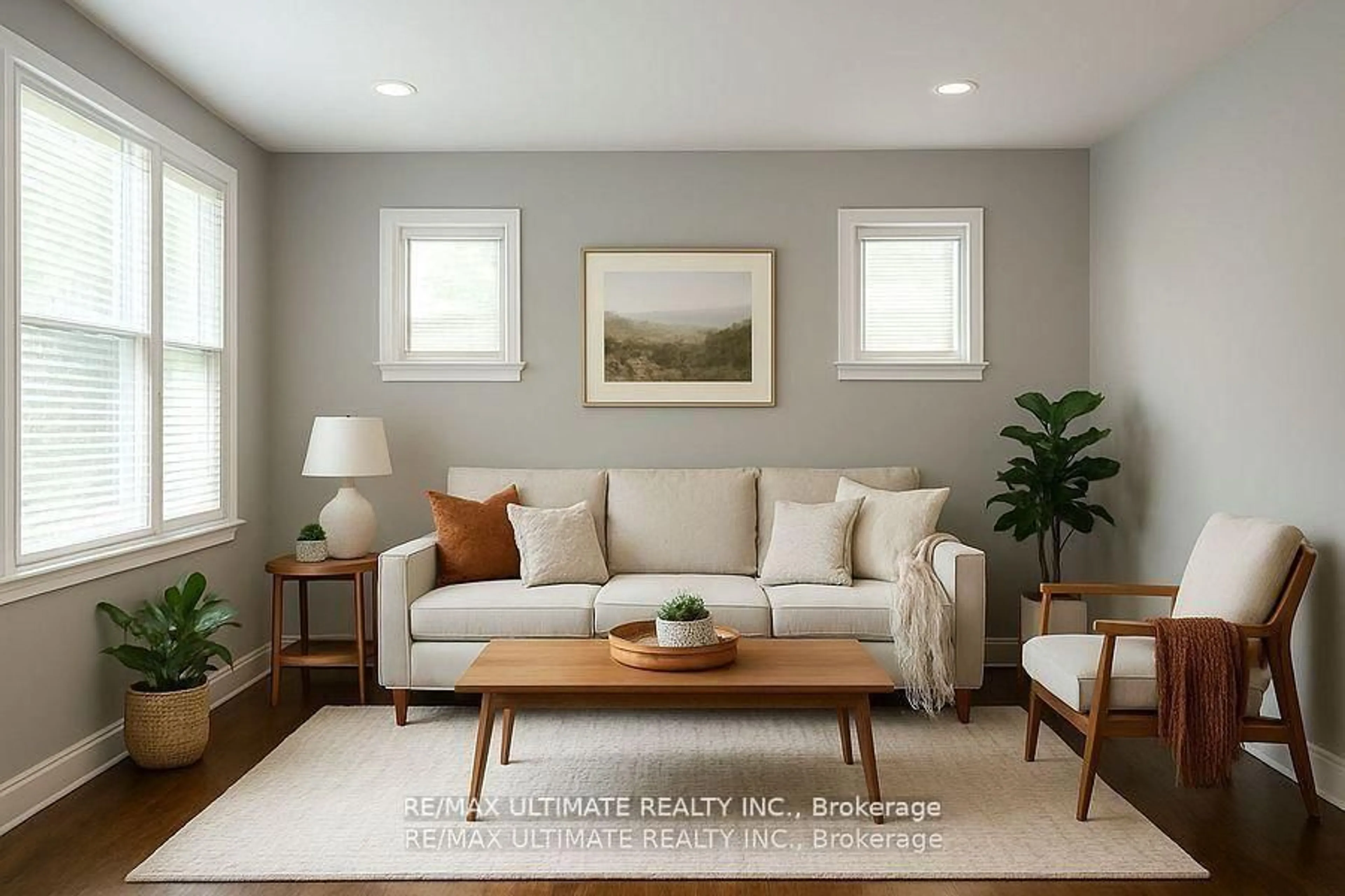 Living room with furniture, unknown for 10 COLUMBIA St, St. Catharines Ontario L2R 5H6