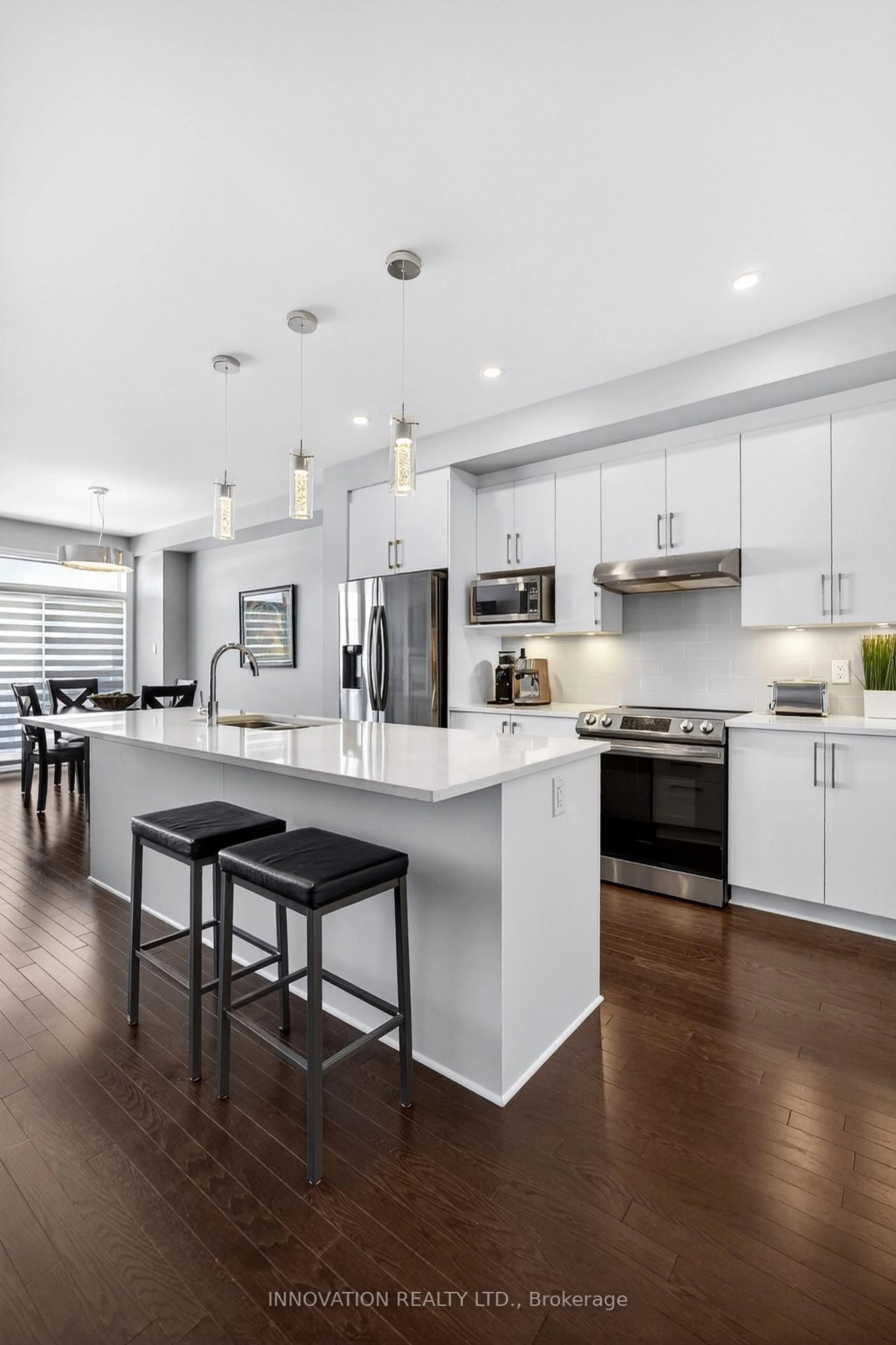 Open concept kitchen, unknown for 923 Antonio Farley St, Orleans Ontario K4A 5K1