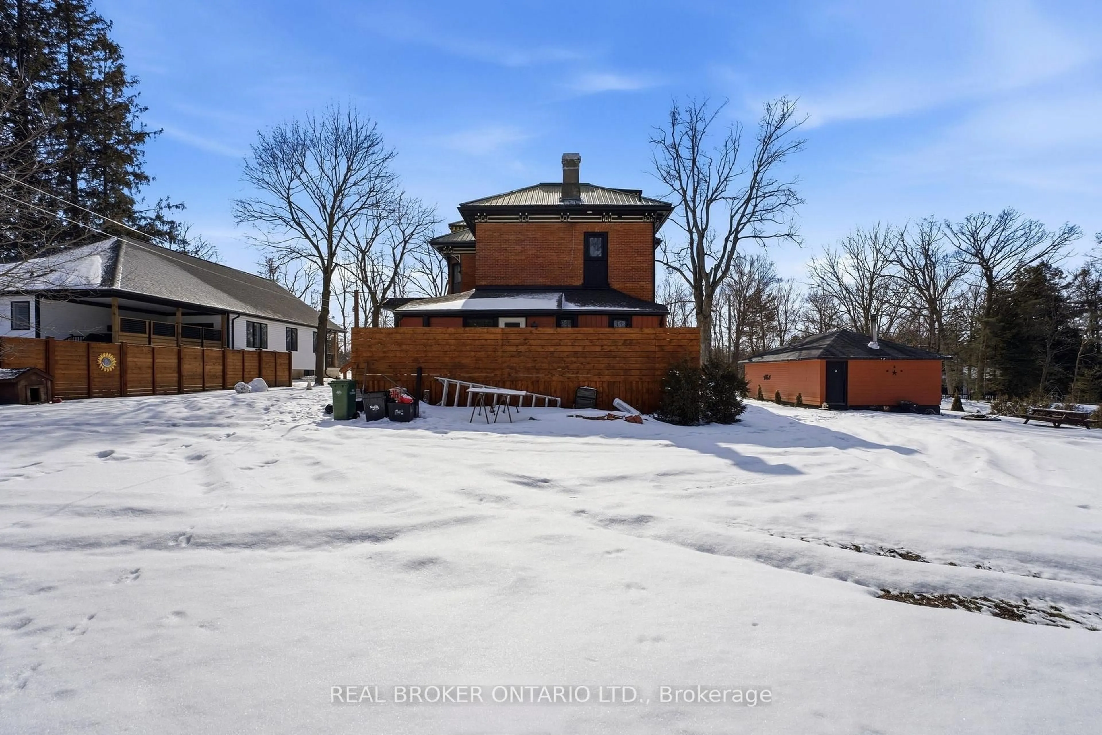 Unknown for 259 Western Ave, Norfolk Ontario N4B 1R9