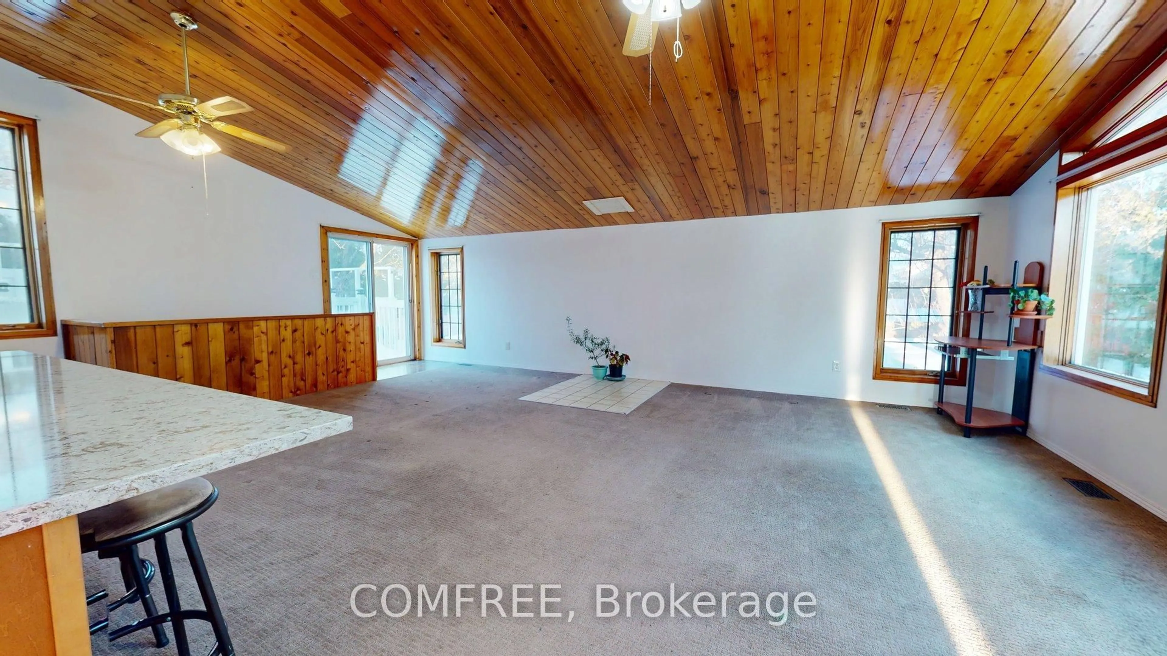 A pic of a room for 146 Old Colony Rd, Kanata Ontario K2L 1M4