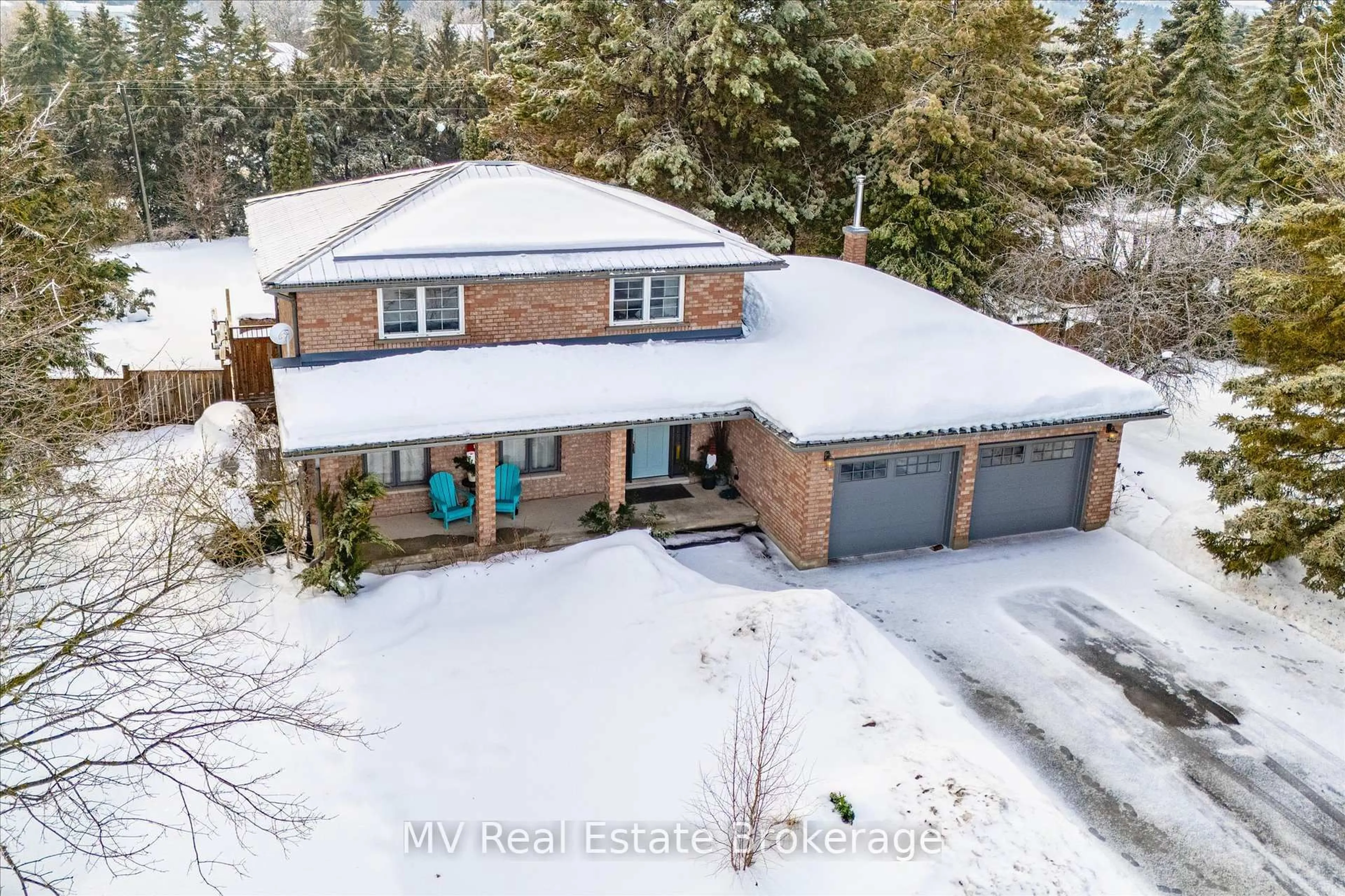A pic from outside/outdoor area/front of a property/back of a property/a pic from drone, street for 4 Sargent Blvd, Centre Wellington Ontario N0B 1J0