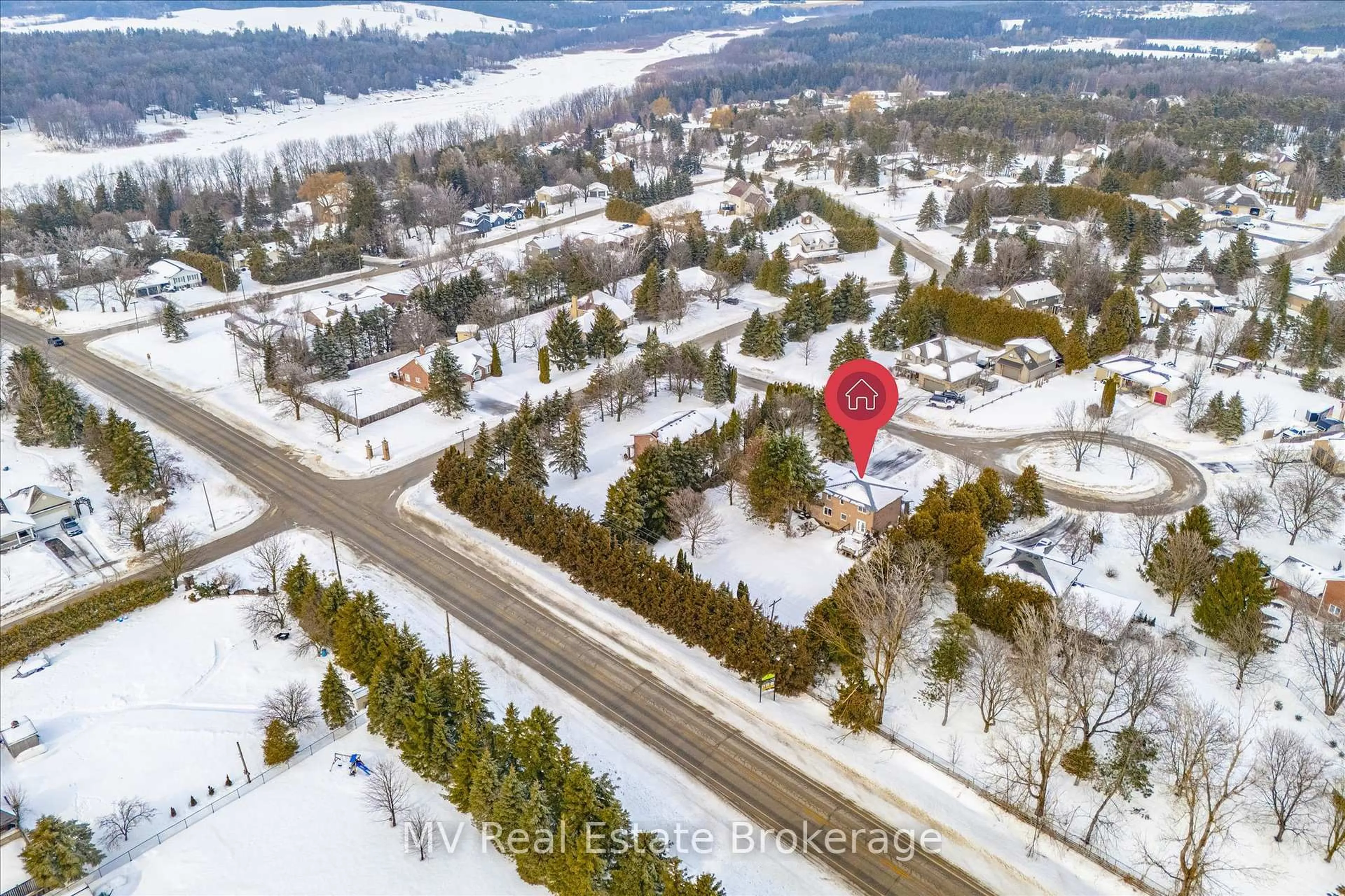 A pic from outside/outdoor area/front of a property/back of a property/a pic from drone, street for 4 Sargent Blvd, Centre Wellington Ontario N0B 1J0