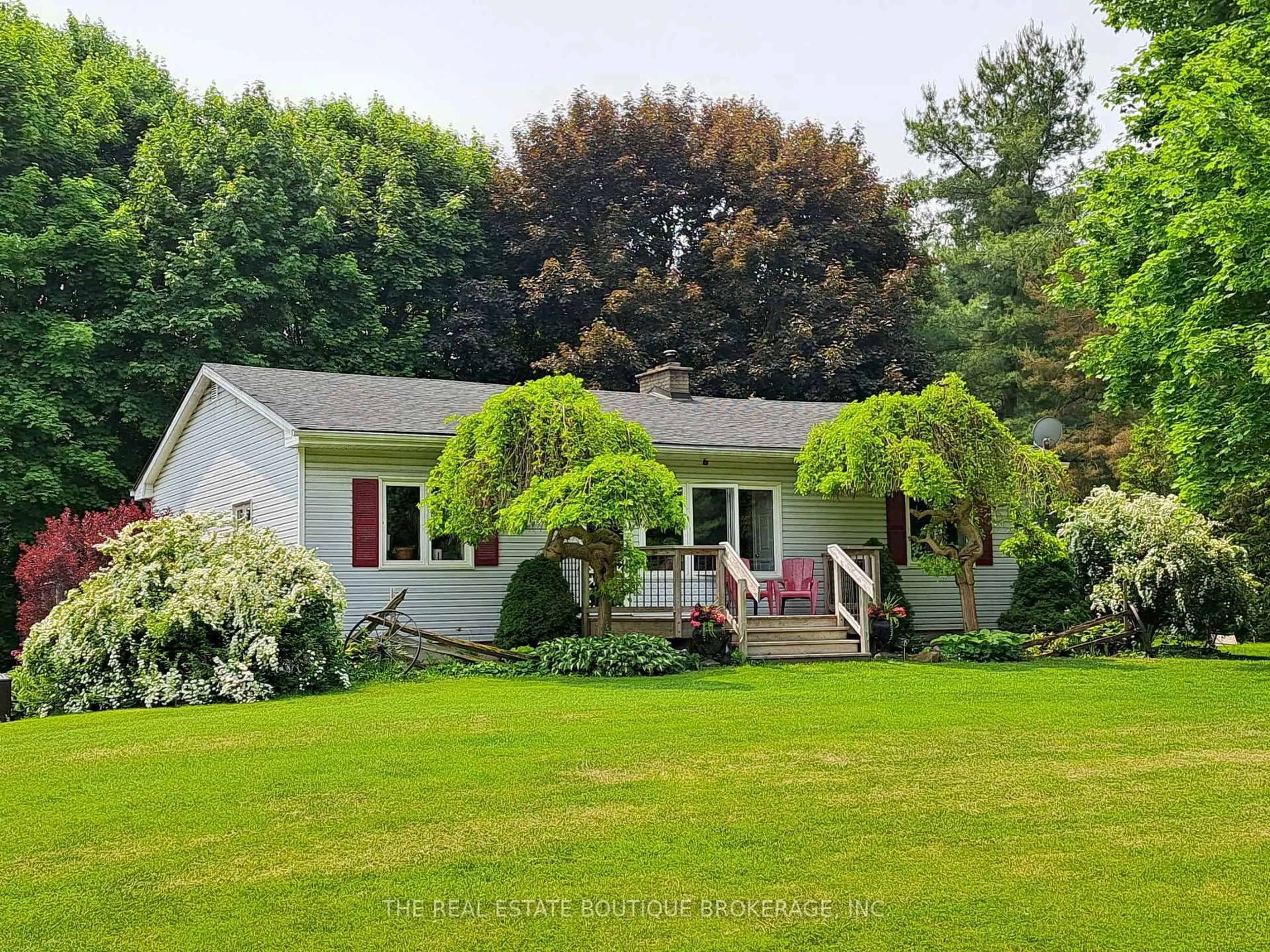 A pic from outside/outdoor area/front of a property/back of a property/a pic from drone, street for 1966 Concession 2, Hamilton Ontario L0R 1T0
