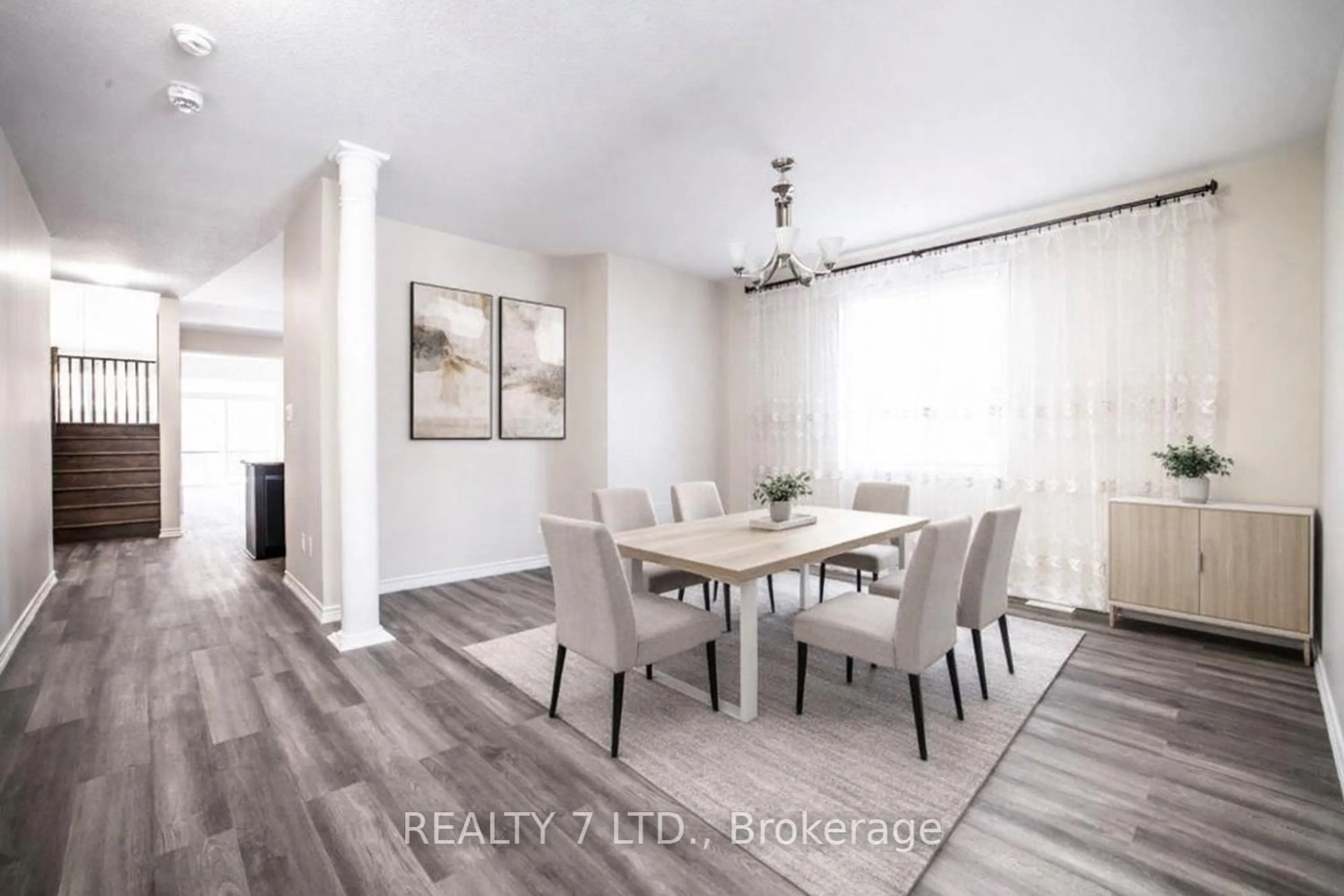 Dining room, wood/laminate floor for 8541 Sweet Chestnut Dr, Niagara Falls Ontario L2H 0N1
